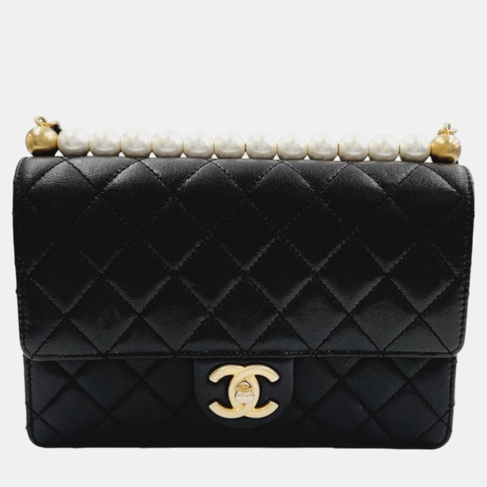 Pre-owned Chanel Black Leather Medium Chic Pearls Flap Bag