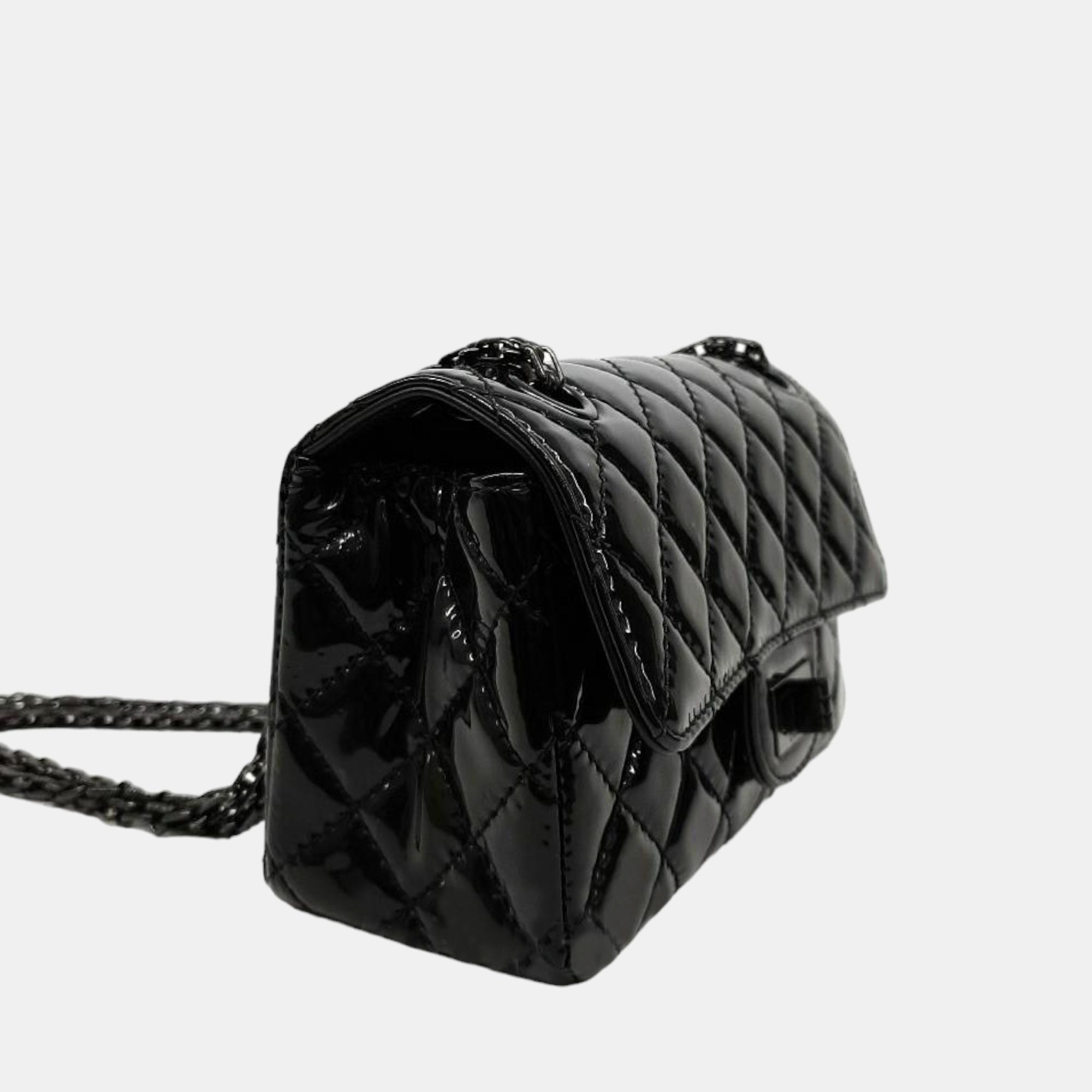 

Chanel Black Patent Leather Reissue 2.55 Shoulder Bag