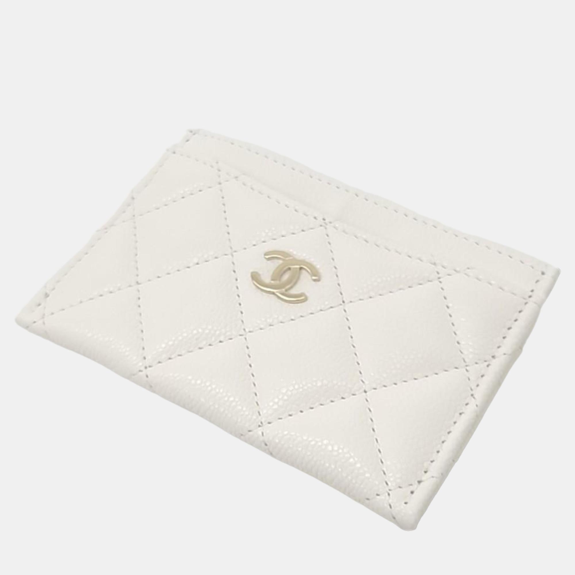 

Chanel White Caviar Leather Card Holder Logo Interlocking CC Wallet