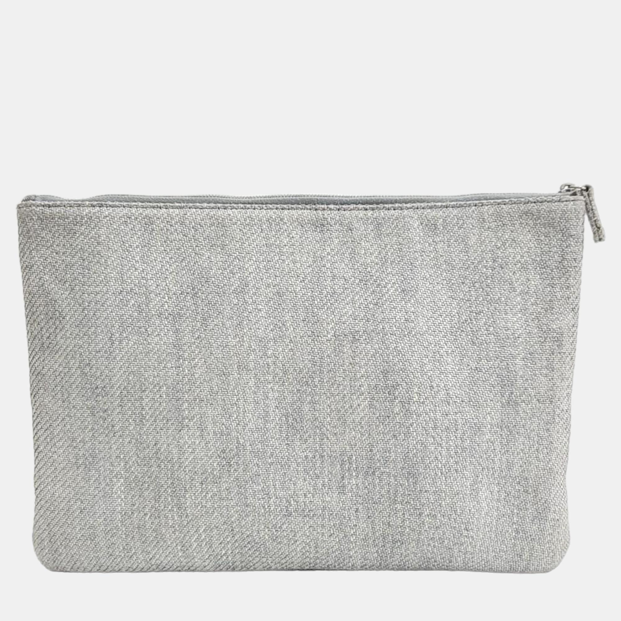 

Chanel Denim Deauville Large Clutch Bag, Grey