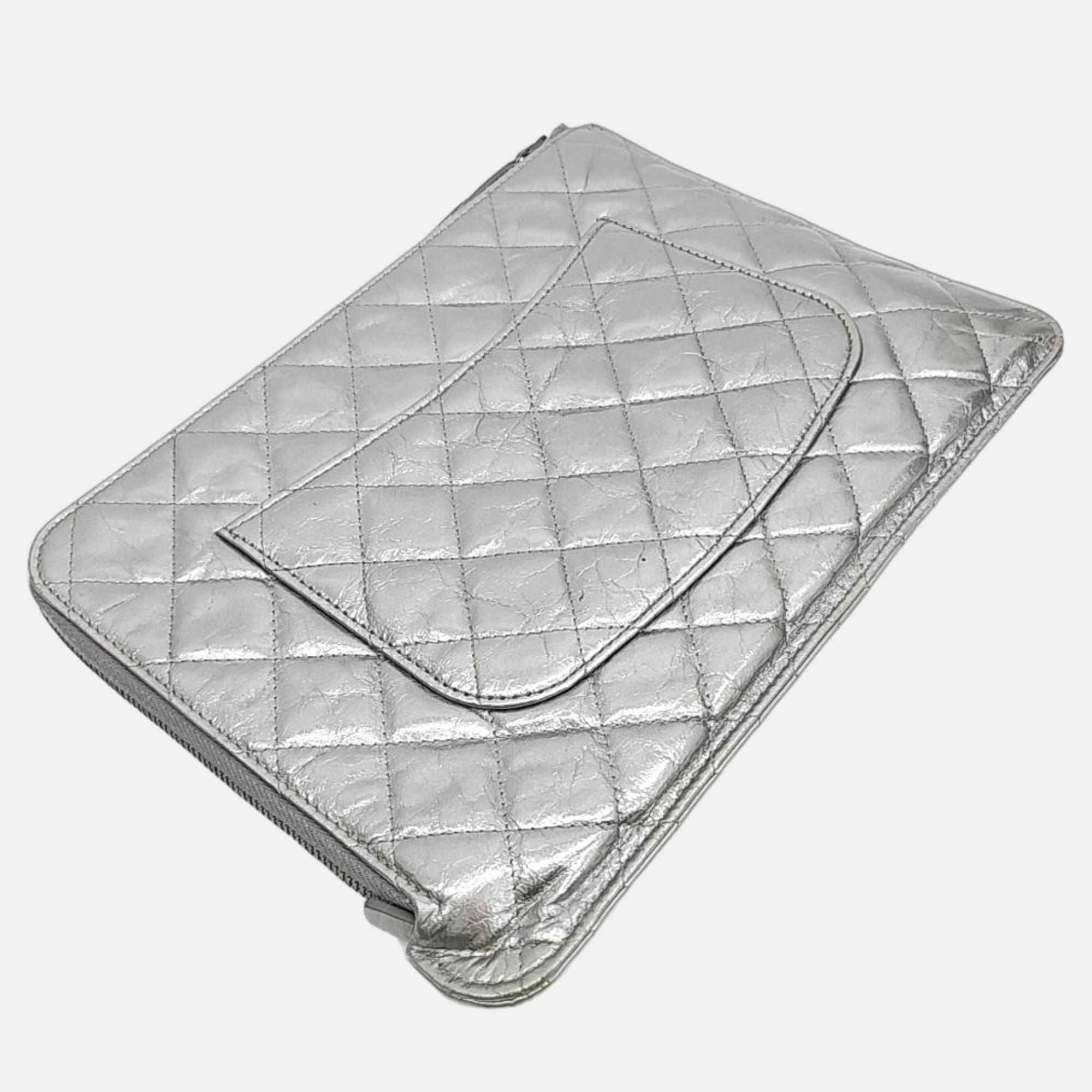 

Chanel Silver Leather Clutch