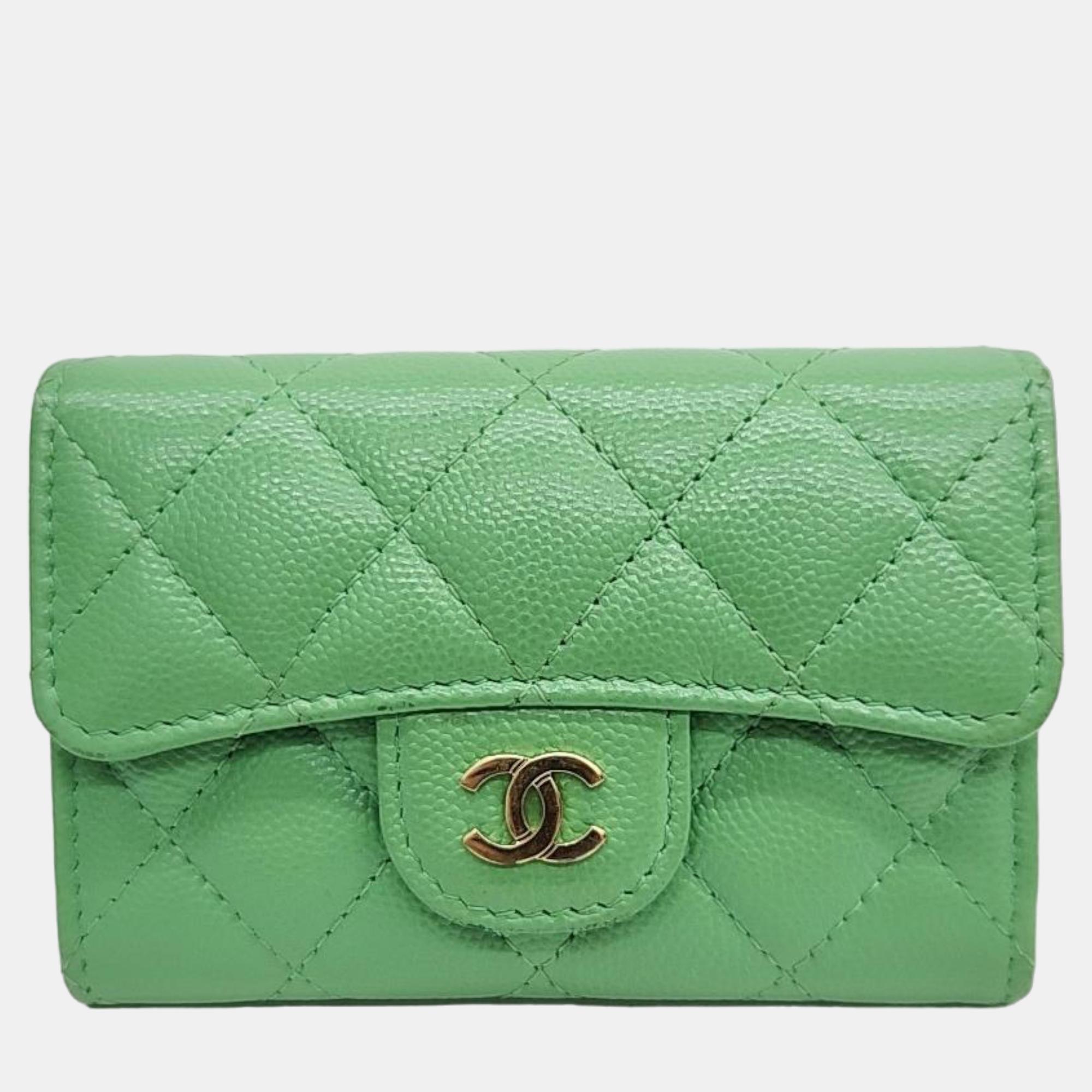 

Chanel Green Caviar card wallet