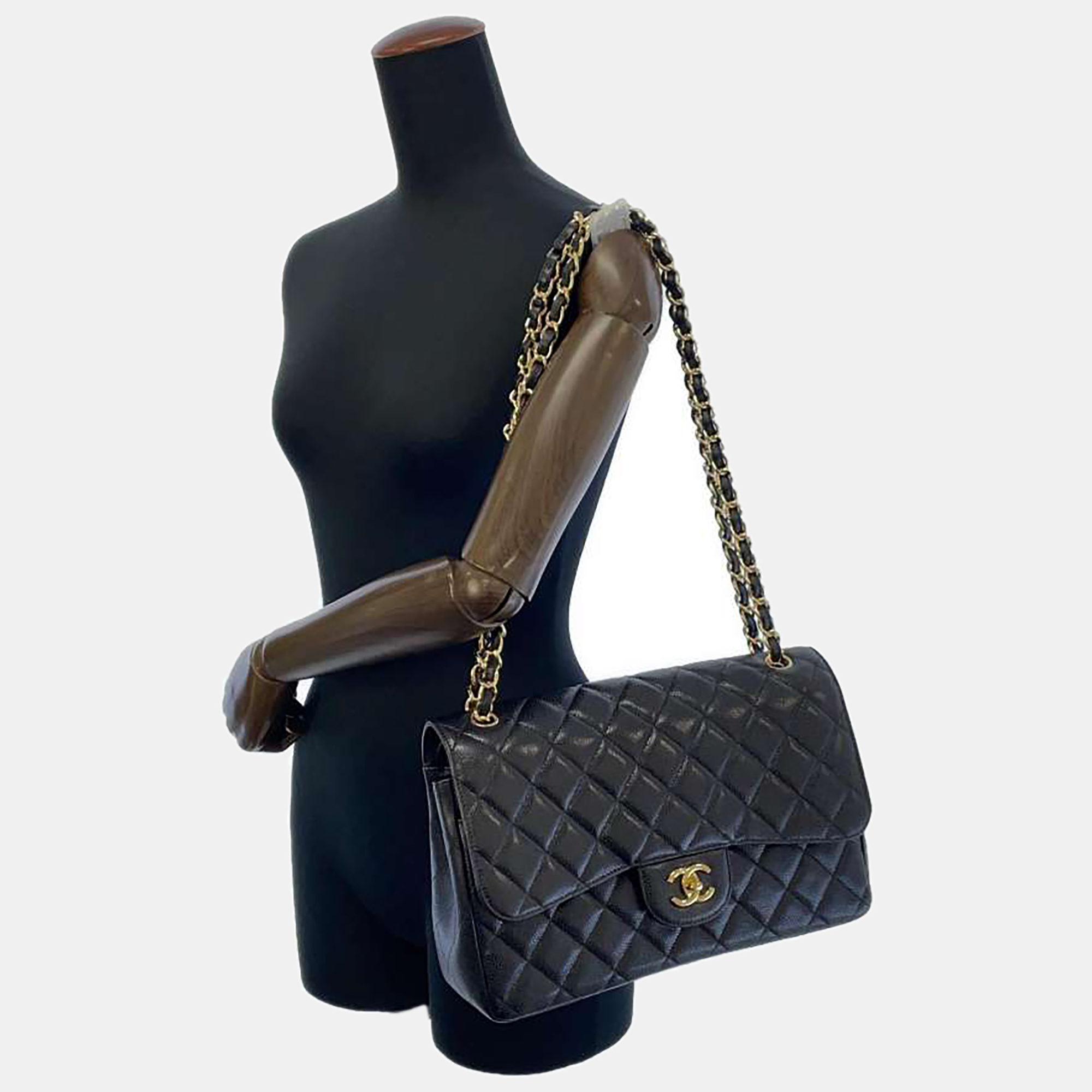 

Chanel Black Leather Jumbo Classic Double Flap Bag