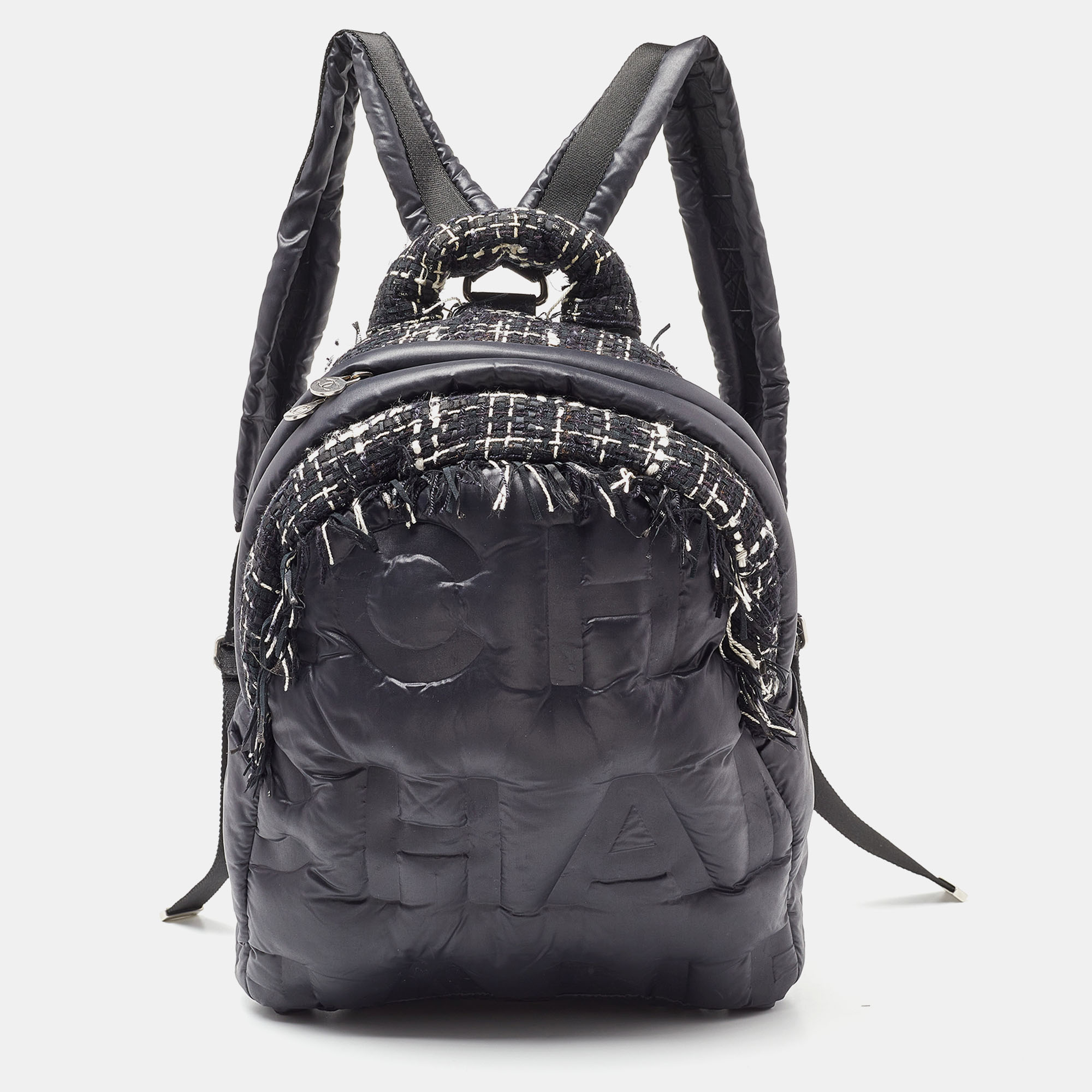 Pre-owned Chanel Black Nylon And Tweed Doudoune Backpack