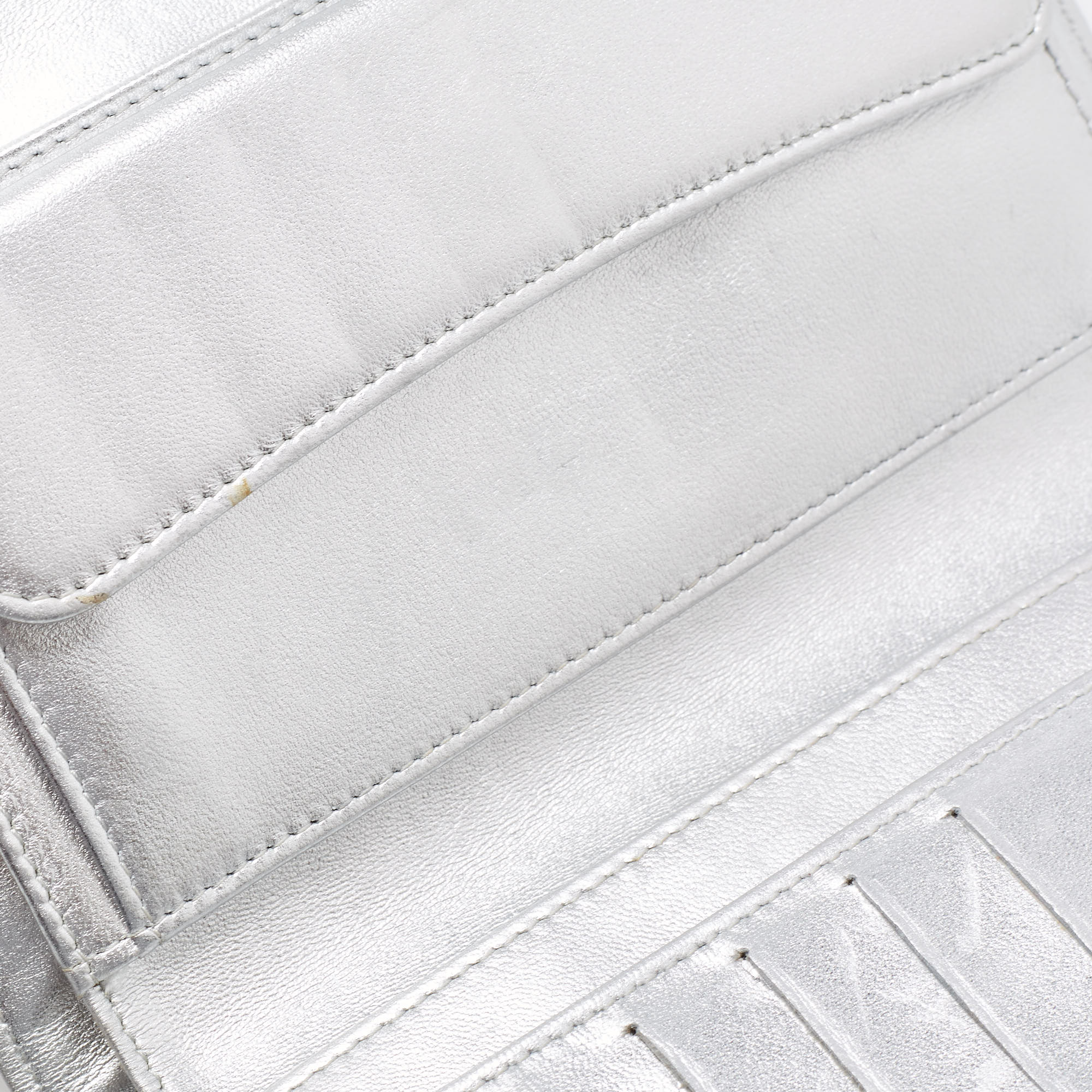 

Chanel Silver Quilted Leather Classic Flap Wallet