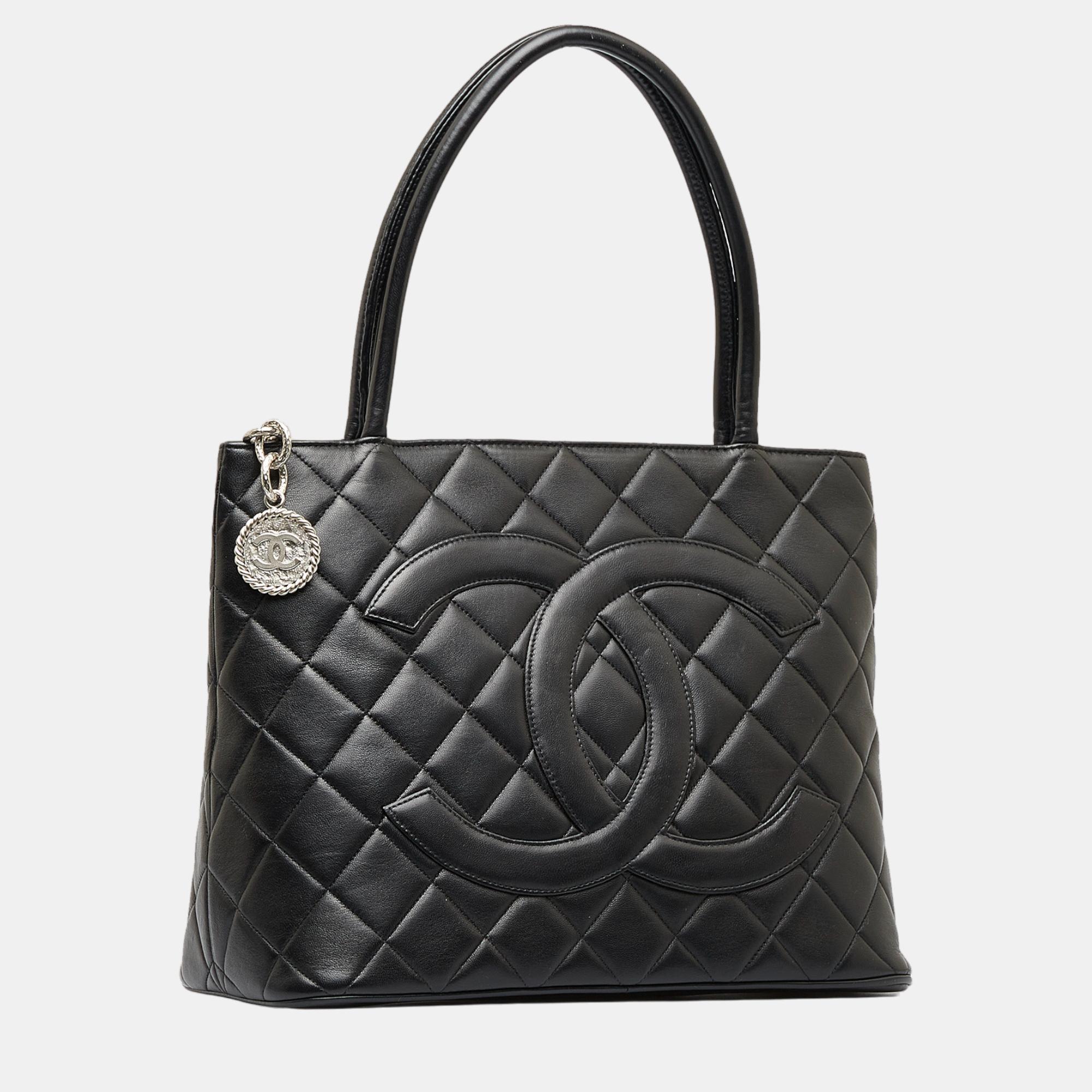 

Chanel Black Medallion Tote