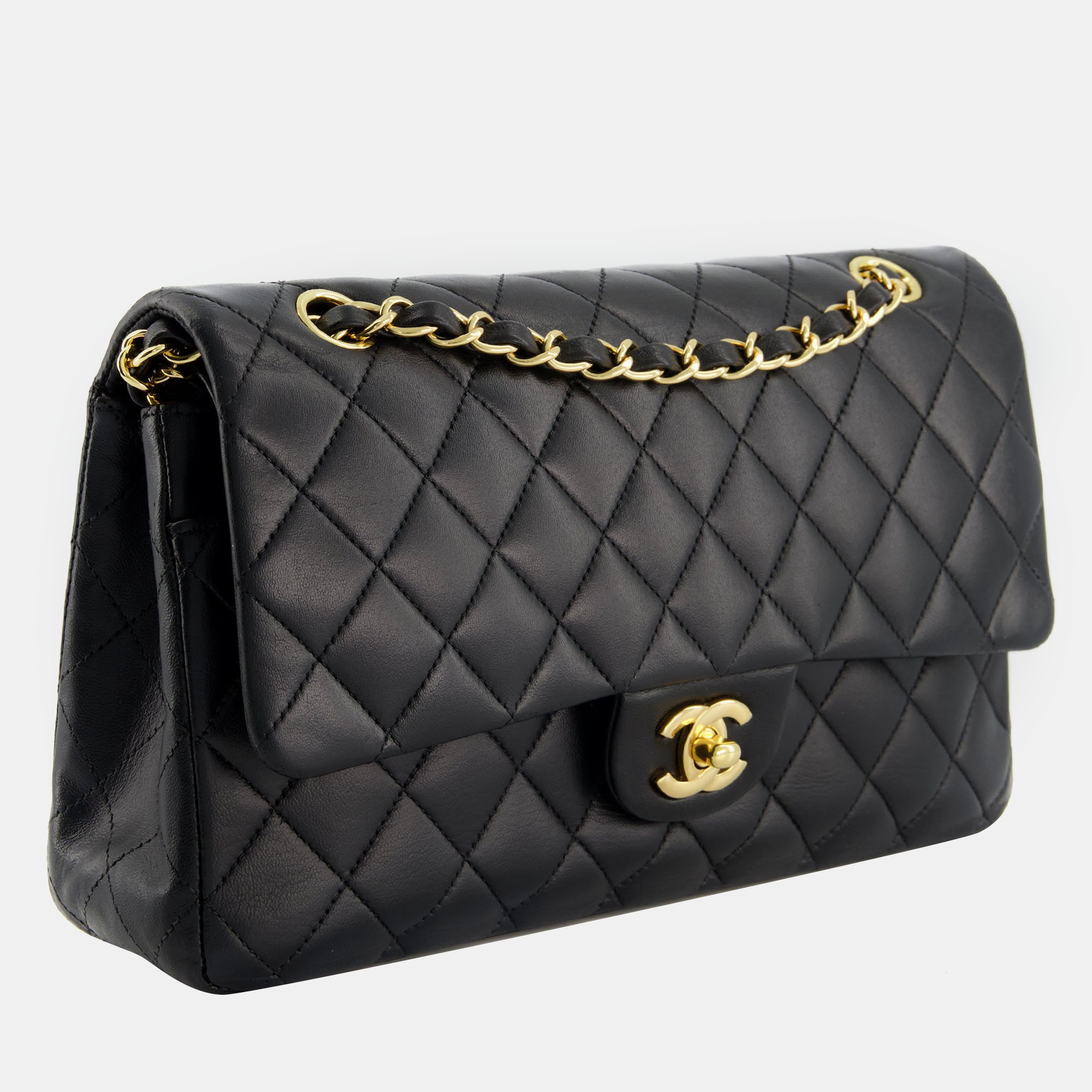 

*HOT* Chanel Medium Black Classic Double Flap in Lambskin Leather with Gold Hardware Bag RRP - Â£8,530