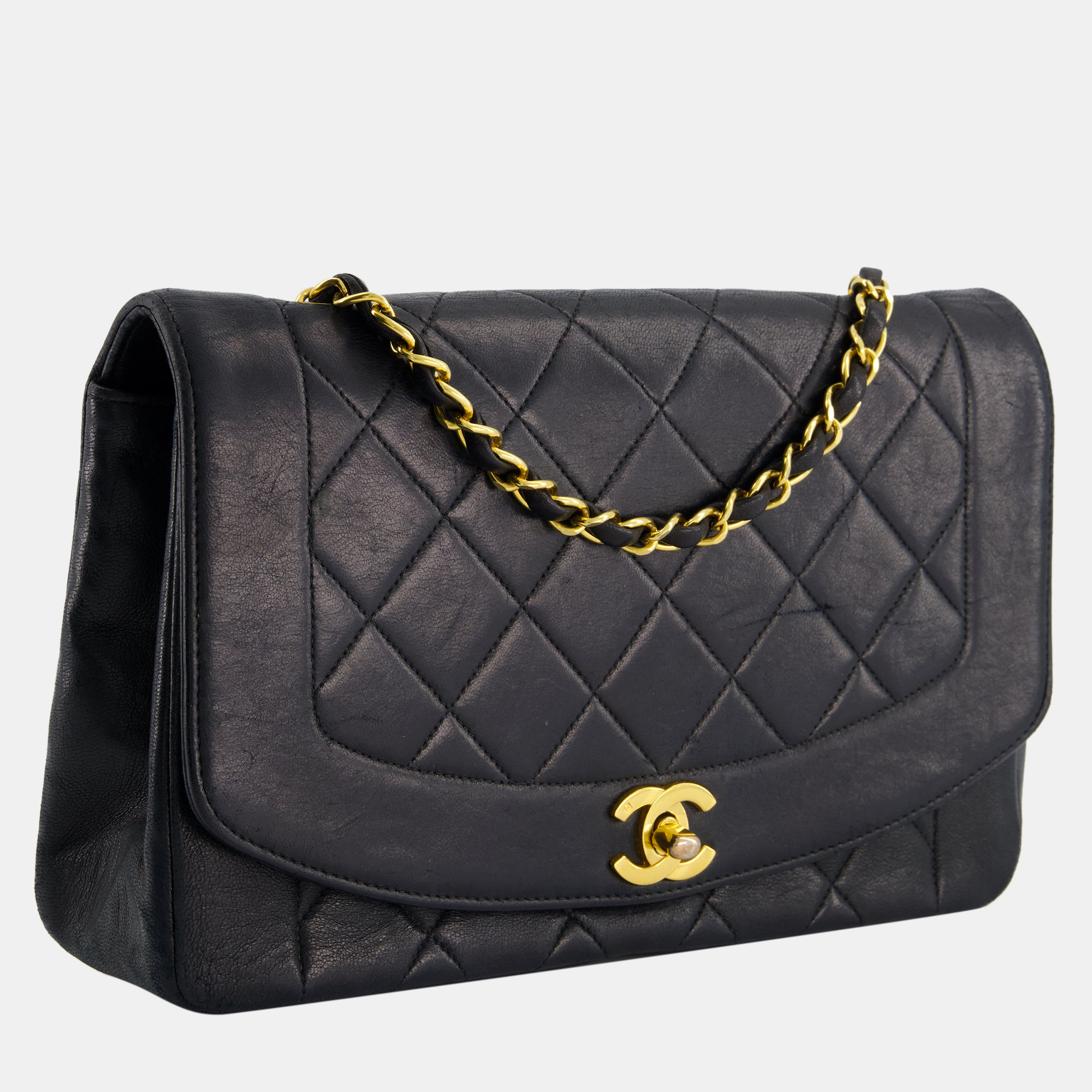 

Chanel Vintage Navy Diana Quilted Flap Bag in Lambskin Leather with 24K Gold Hardware, Navy blue