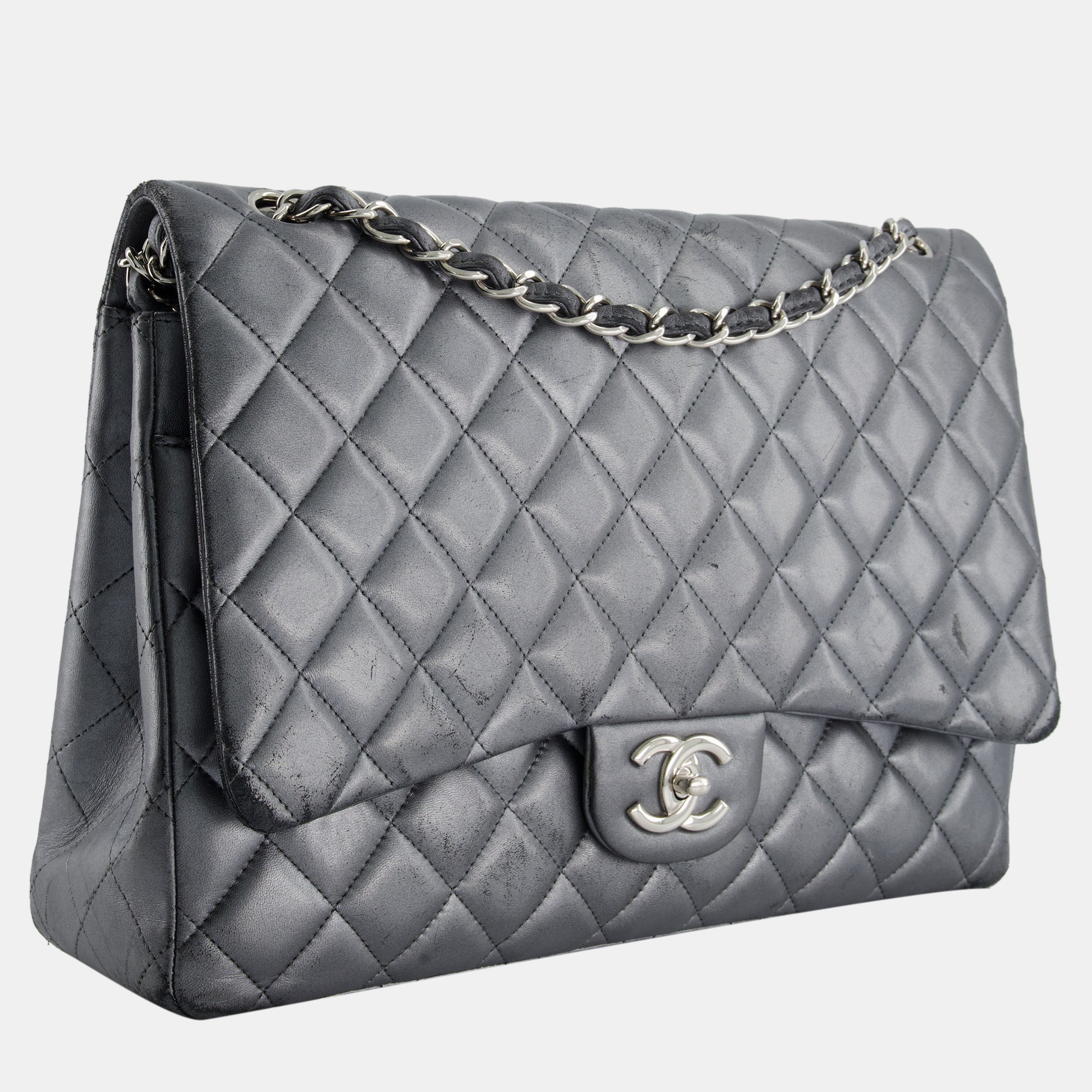 

Chanel Silver Metallic Classic Maxi Double Flap Bag in Lambskin Leather with Silver Hardware RRP Â£9,760