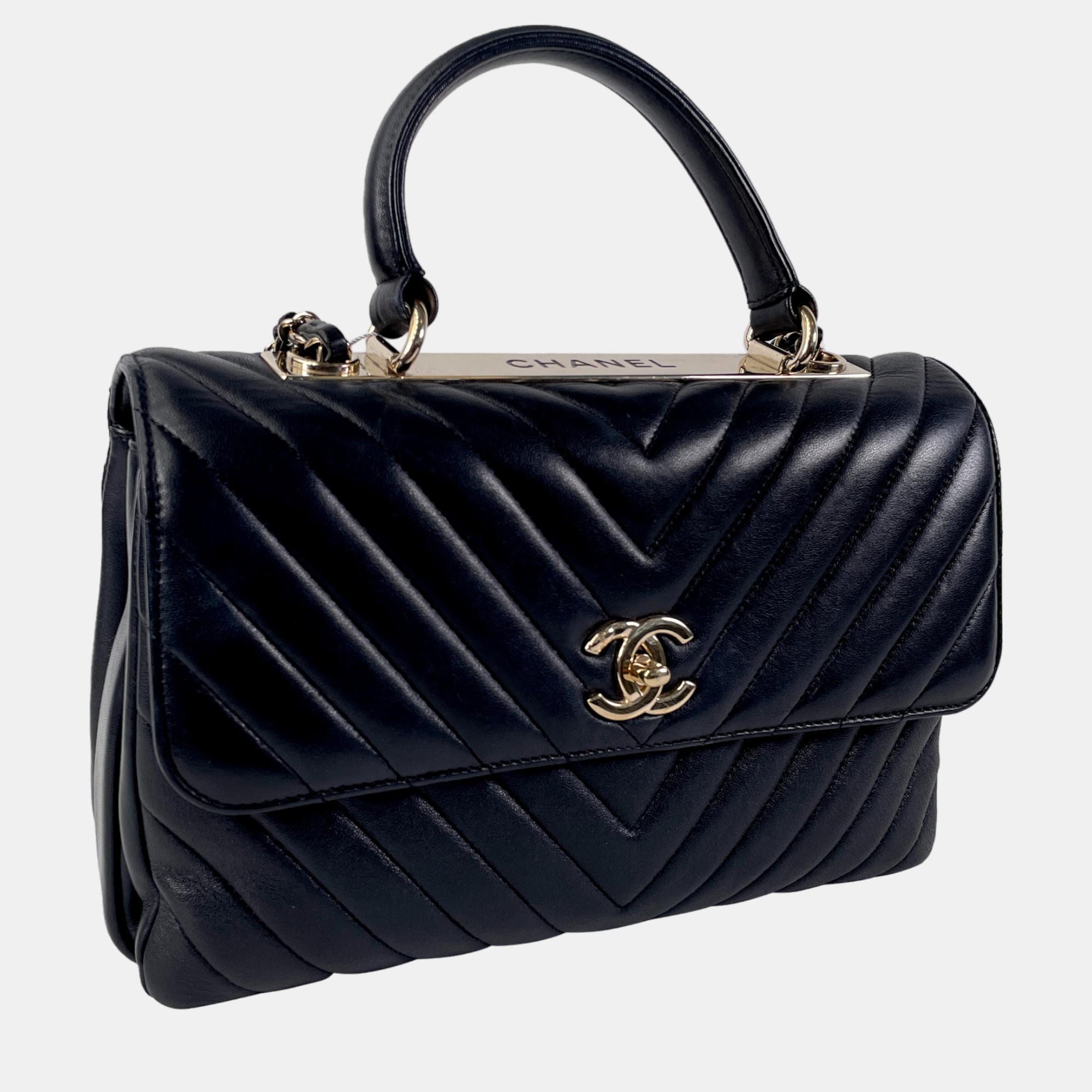 

Chanel Black Medium CC Chevron Trendy Flap Bag