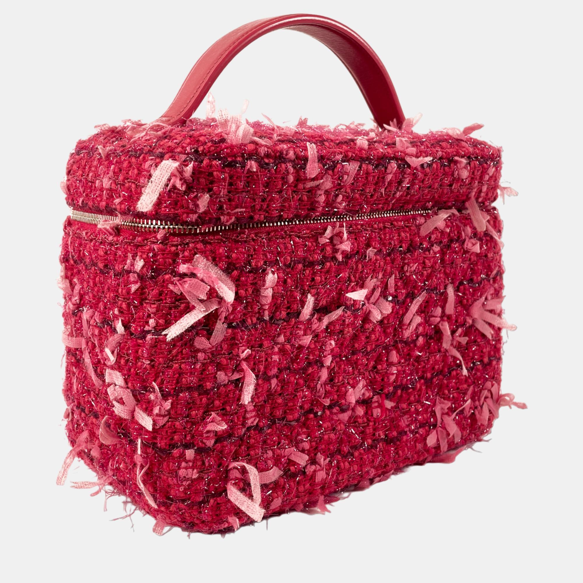 

Chanel Pink Tweed Trousse Vanity Kit