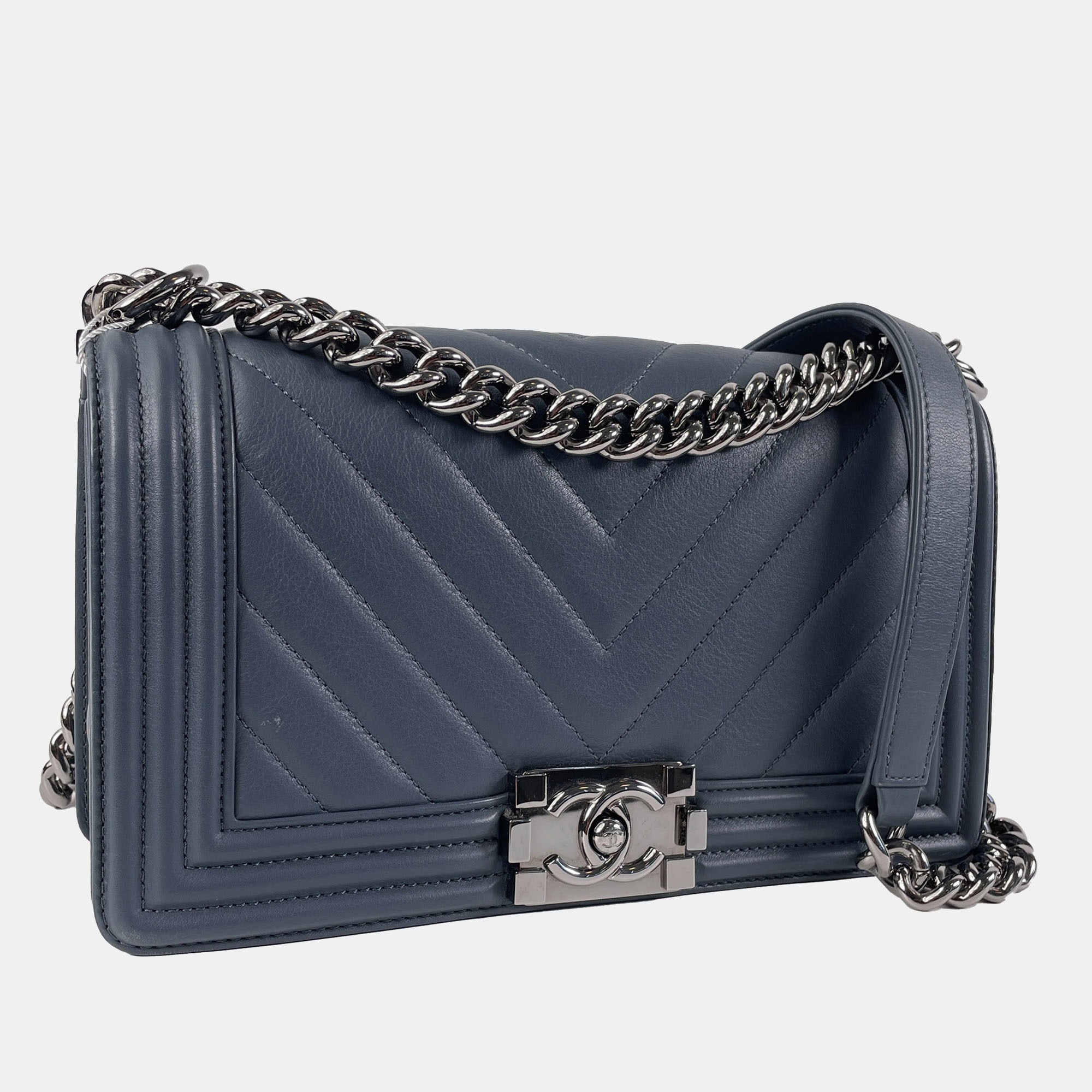 

Chanel Medium Calfskin Chevron Boy Flap, Blue