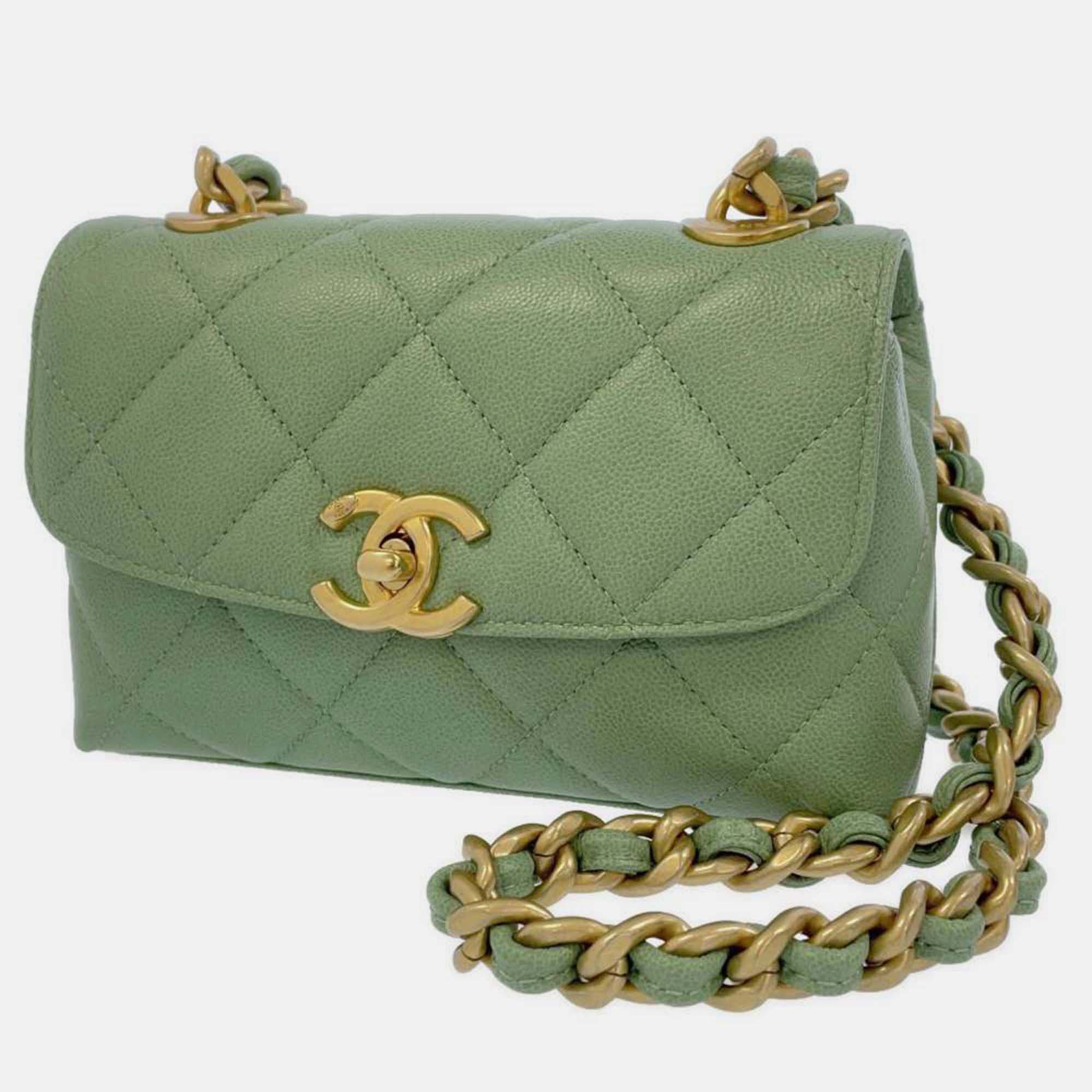 Pre-owned Chanel Green Leather Cc Flap Bag