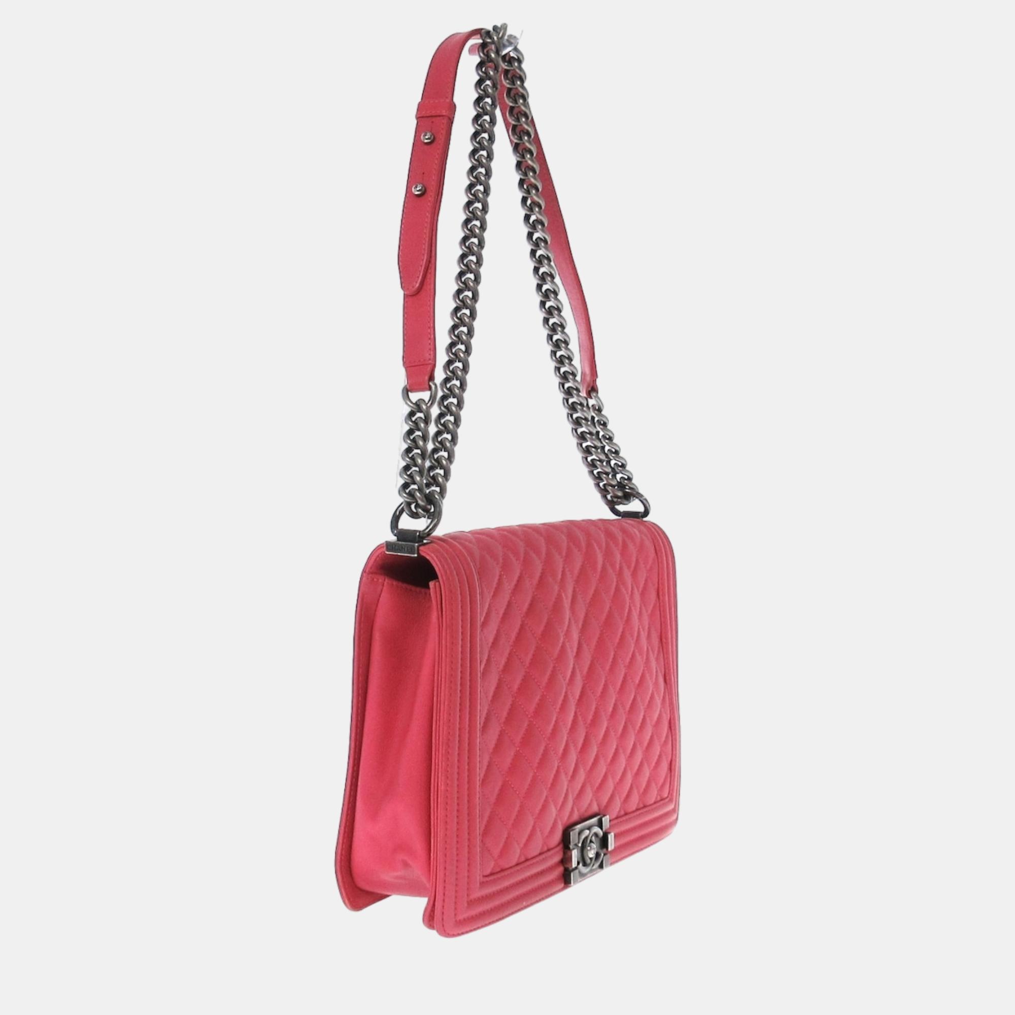 

Chanel Pink Leather Boy shoulder bag