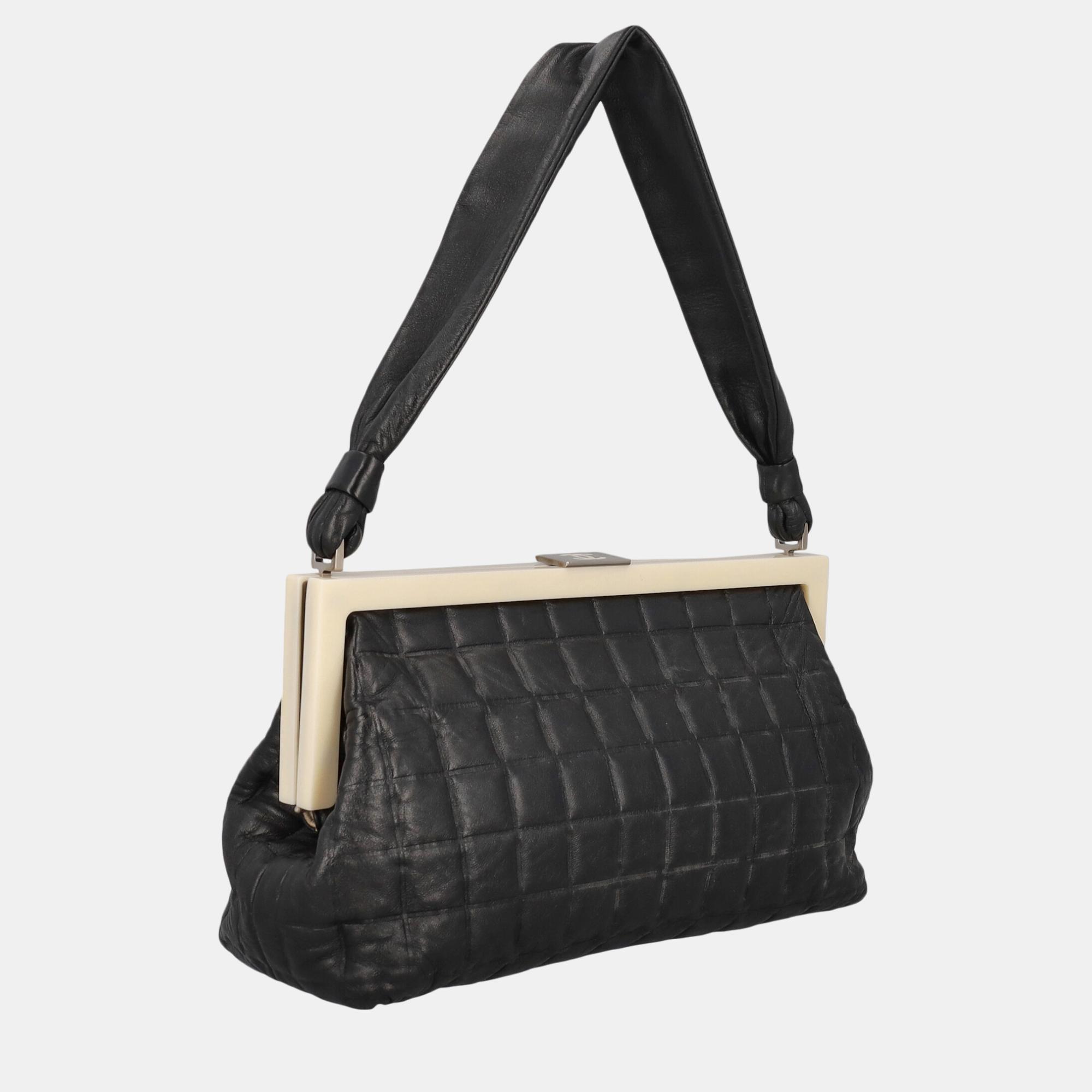 

Chanel Women's Leather Handbag - Black