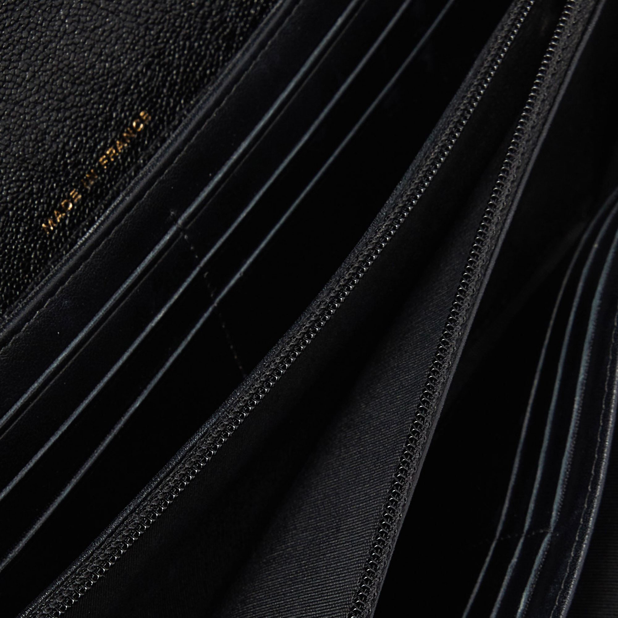 

Chanel Black Quilted Caviar Leather Boy Wallet