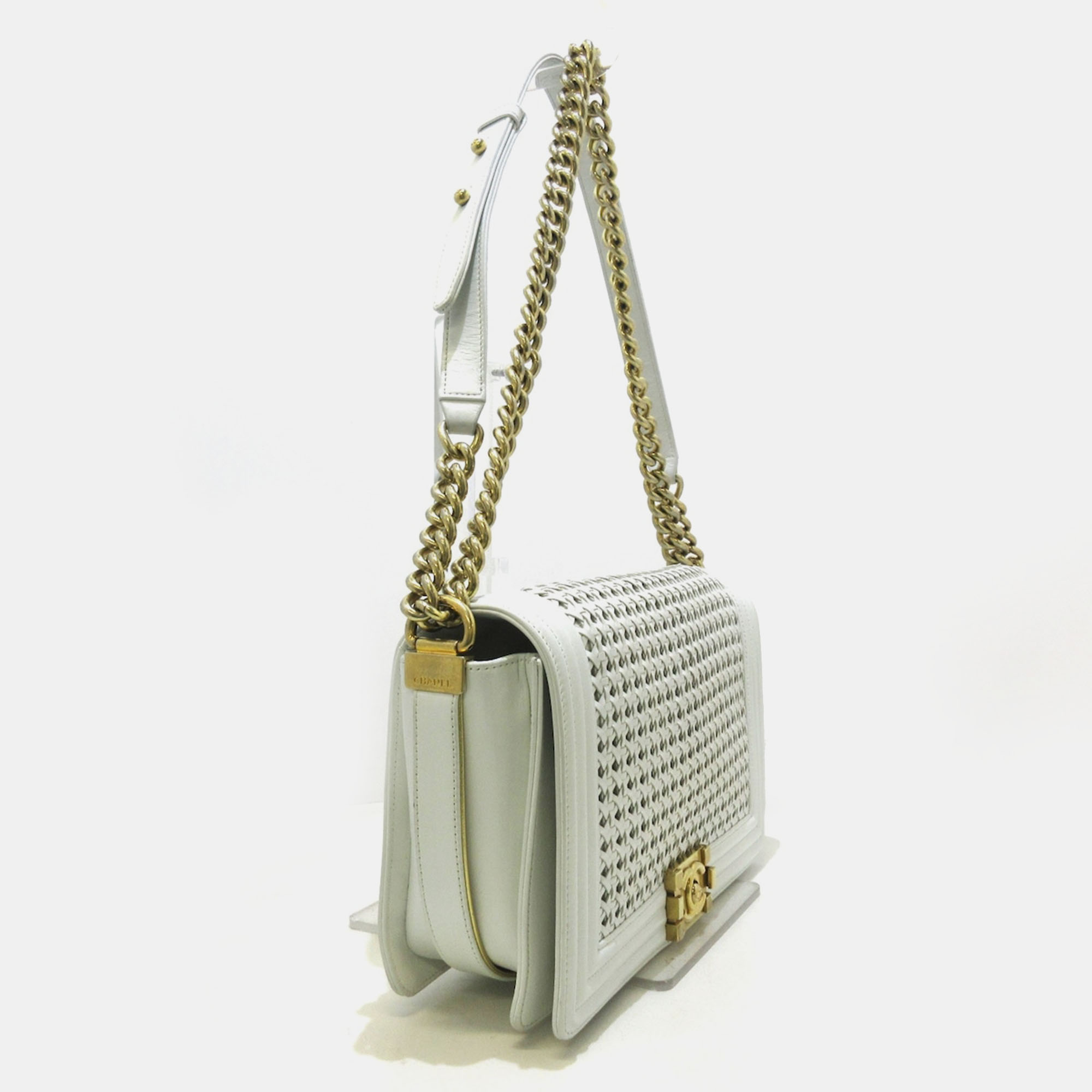 

Chanel White Peforated Leather Boy shoulder bag