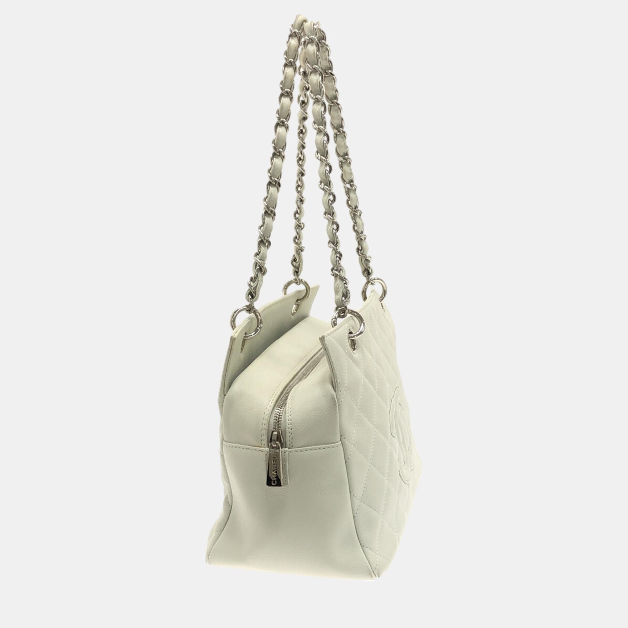 

Chanel White Petite Caviar Timeless Shopping Tote