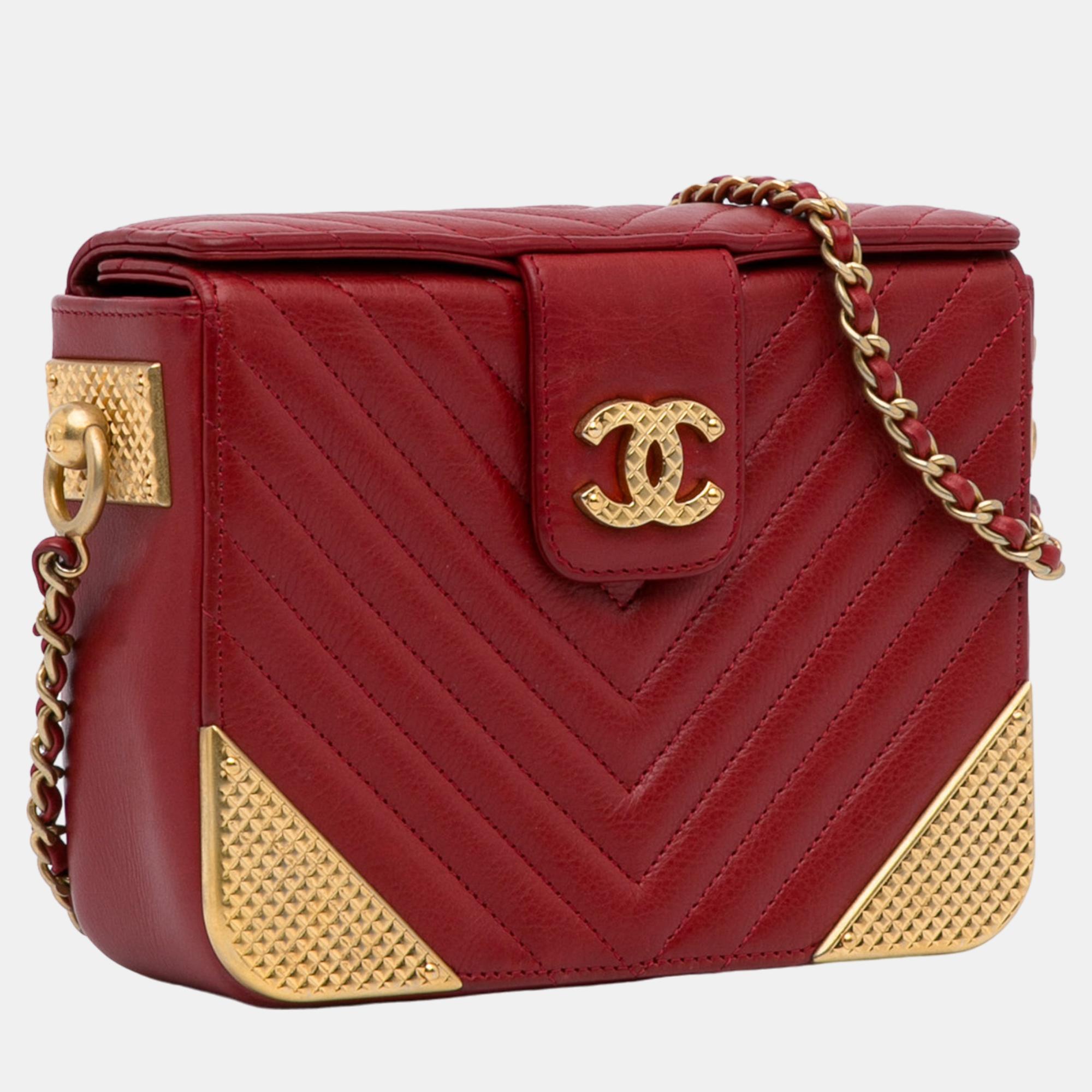 

Chanel Red Chevron Rock The Corner Minaudiere Bag