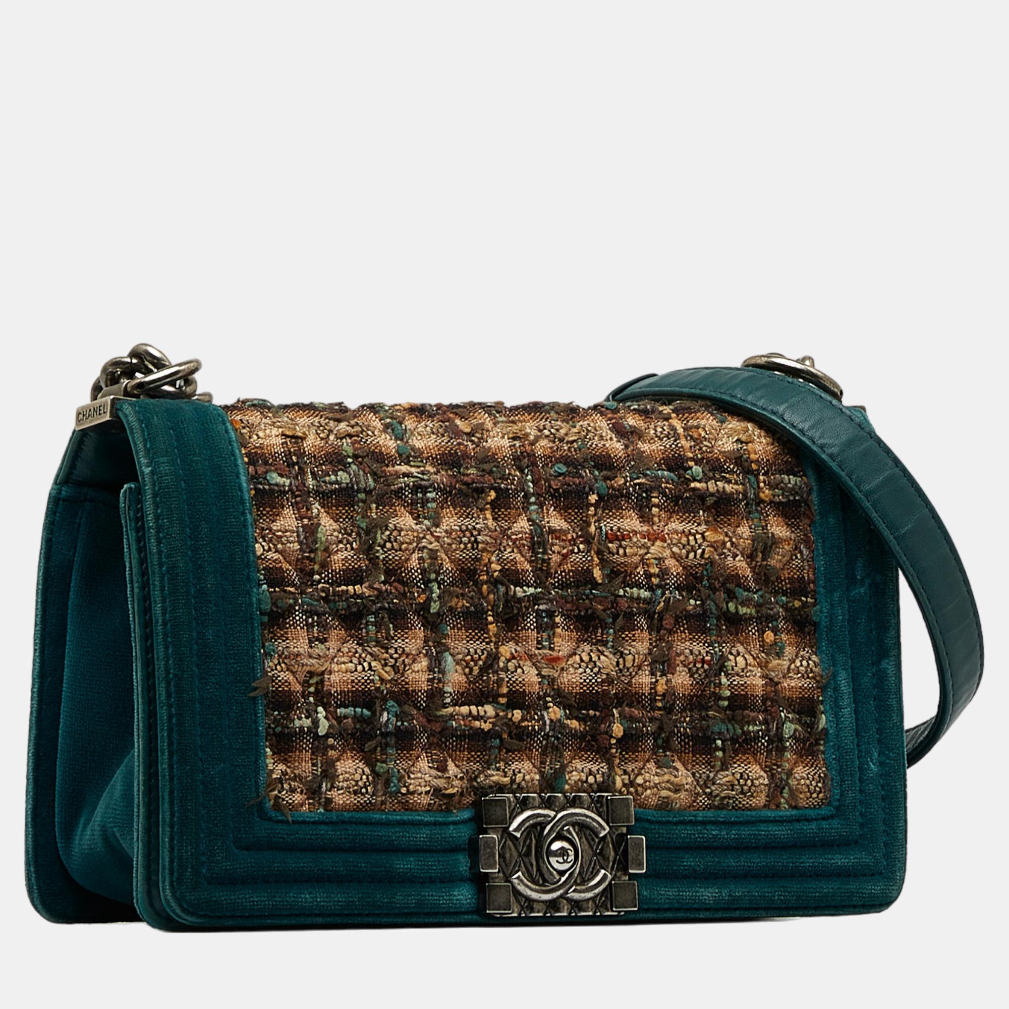 

Chanel Brown Medium Tweed and Velvet Boy Bag