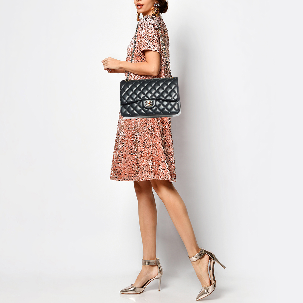 

Chanel Black Quilted Leather Jumbo Classic Double Flap Bag