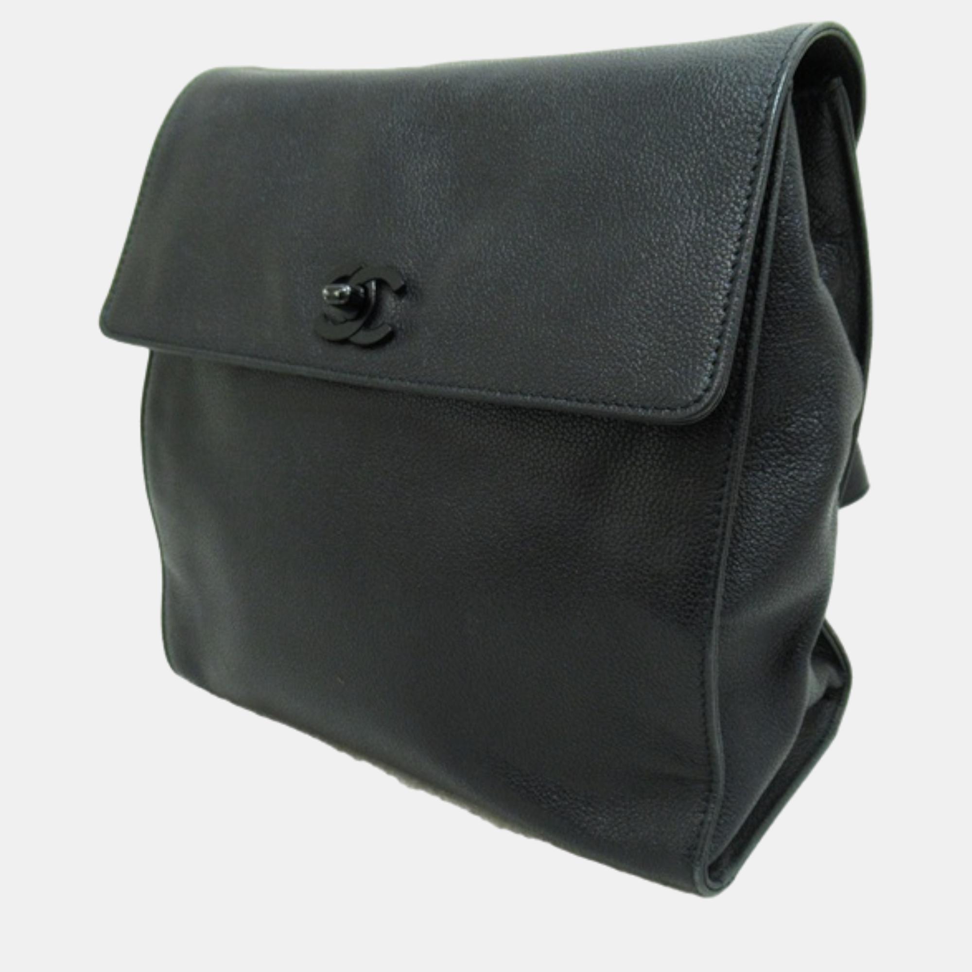 

Chanel Black Leather Vintage CC Logo Backpack