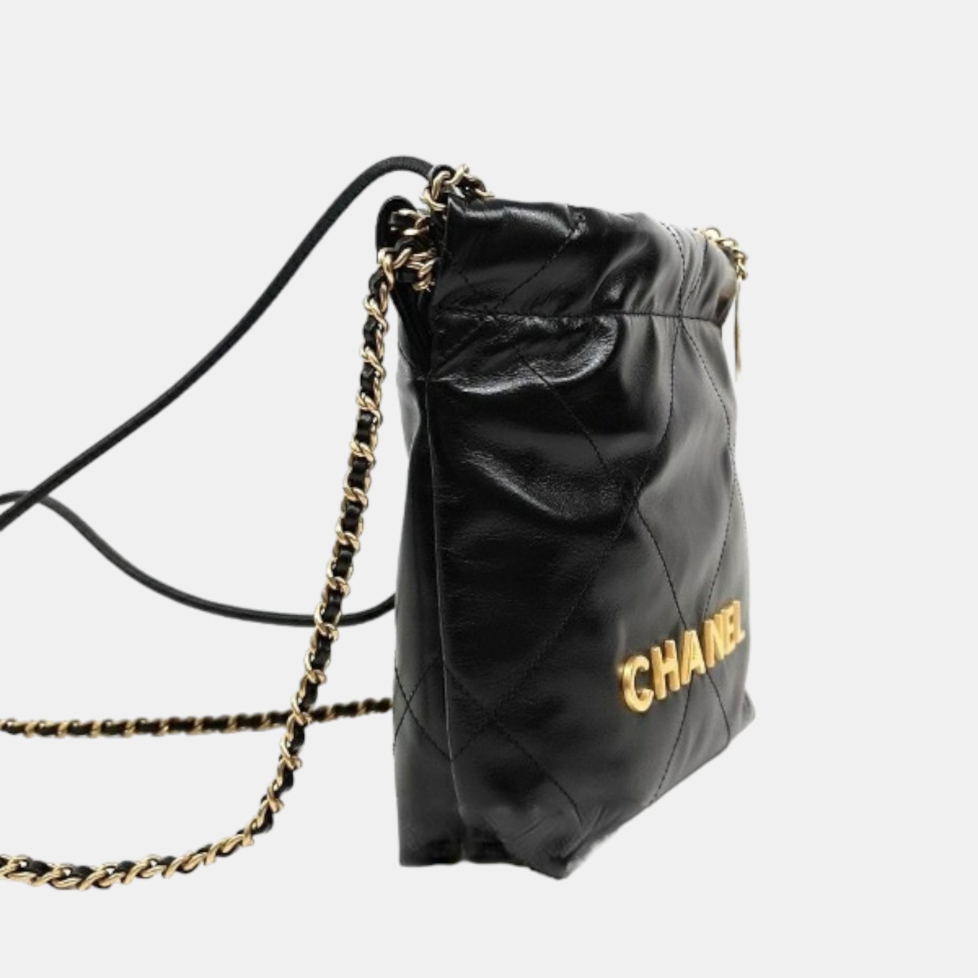 

Chanel 22 Bag Mini, Black