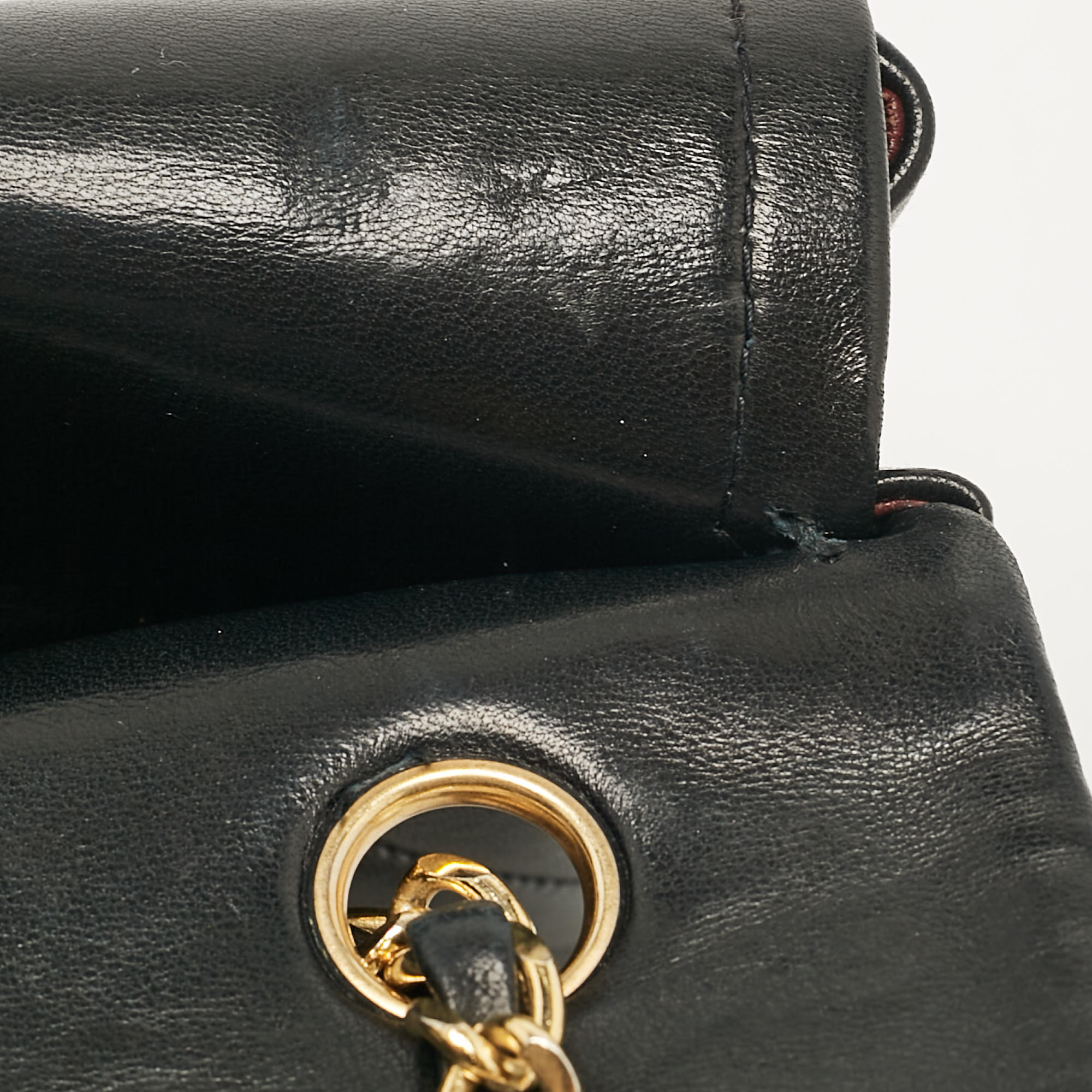 Chanel Black Chevron Leather Medium Classic Double Flap Bag 