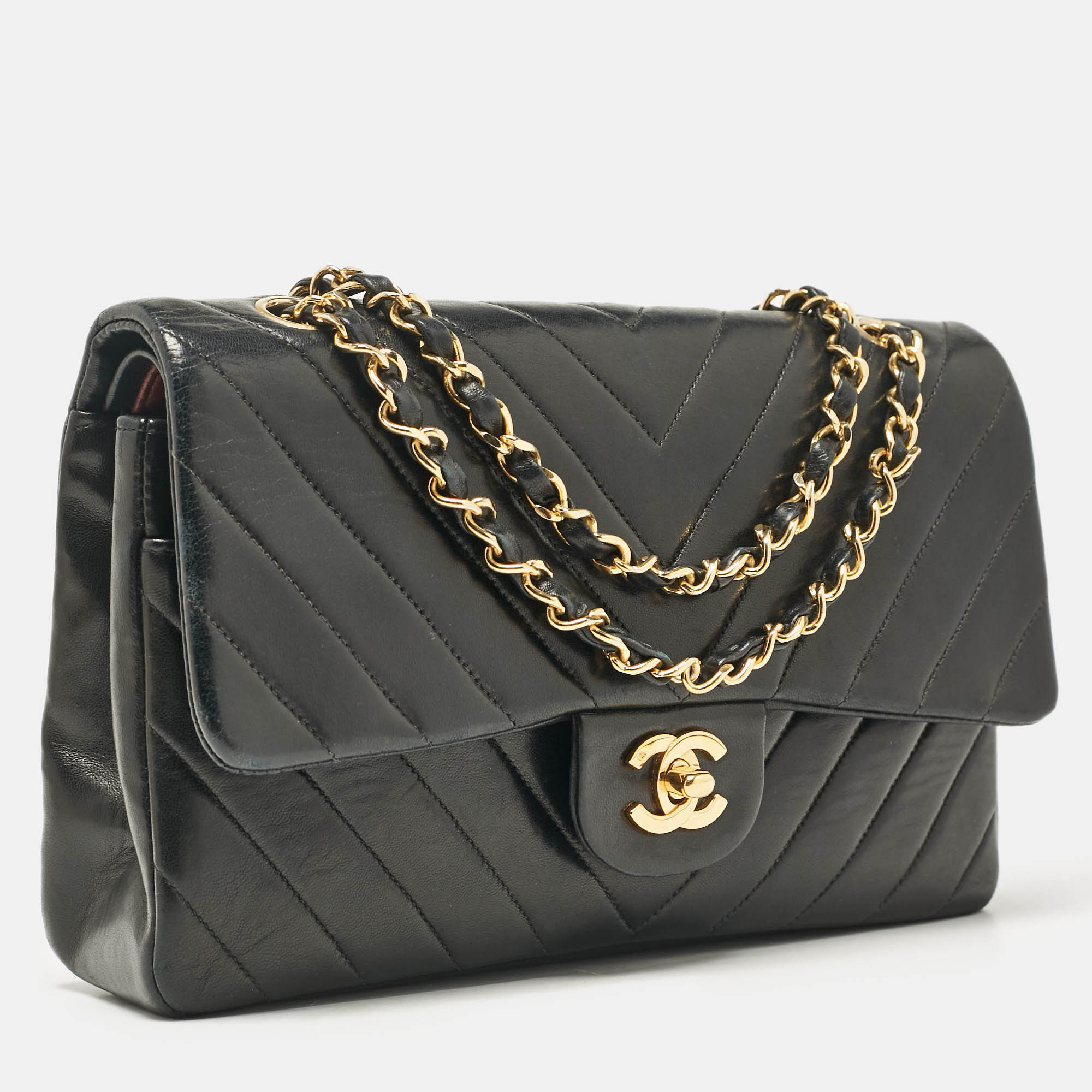 Chanel Black Chevron Leather Medium Classic Double Flap Bag 