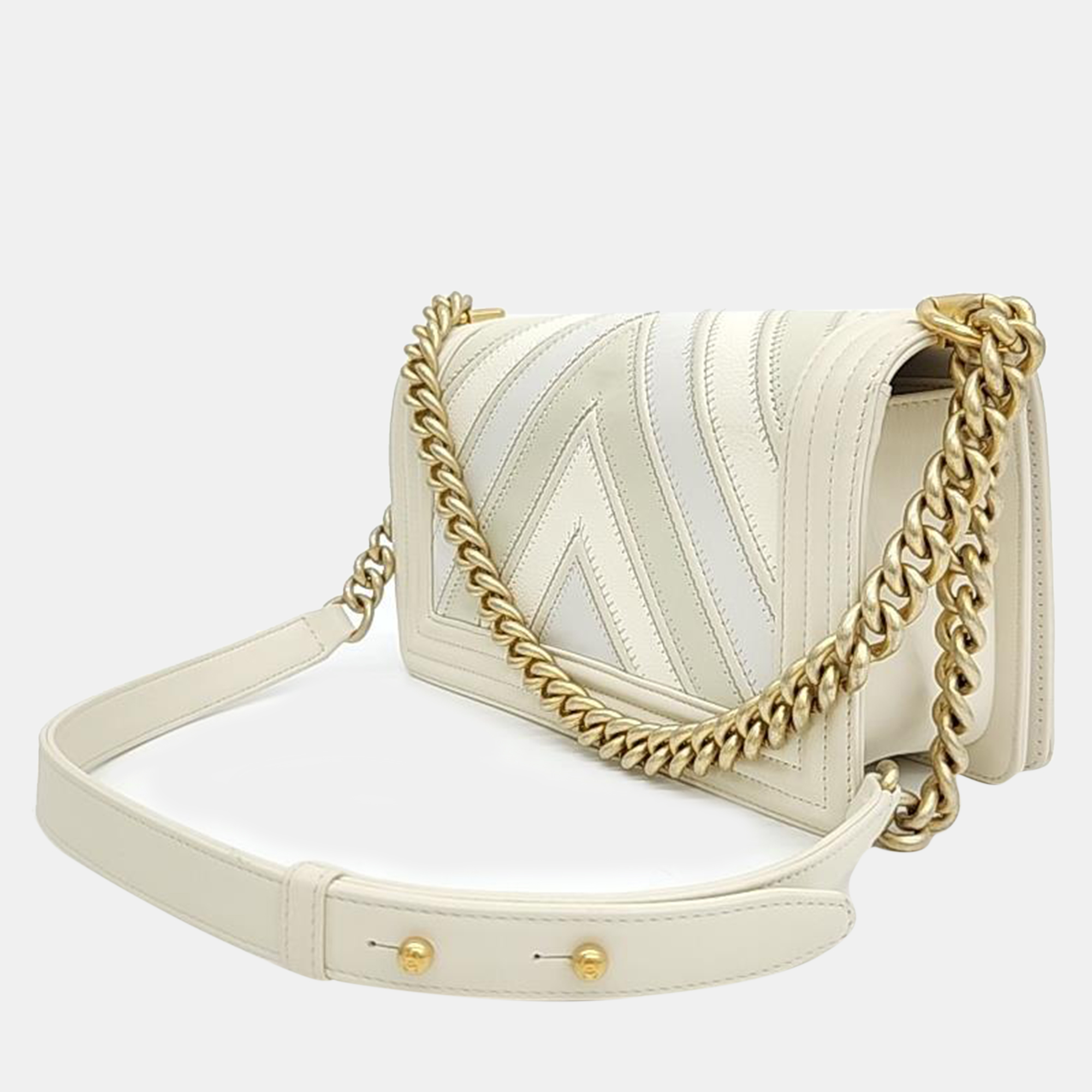 

Chanel Chevron Boy Bag Medium, Multicolor