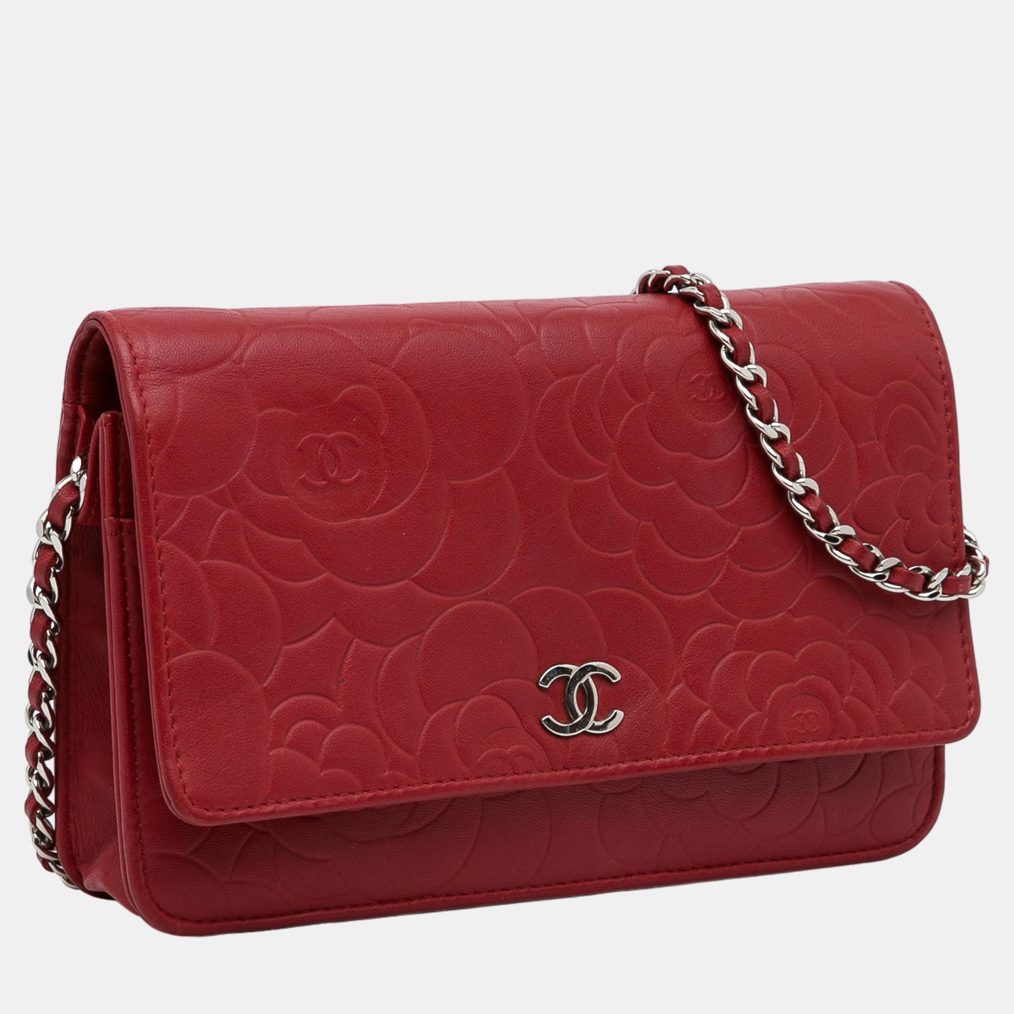 

Chanel Red Camellia Wallet On Chain