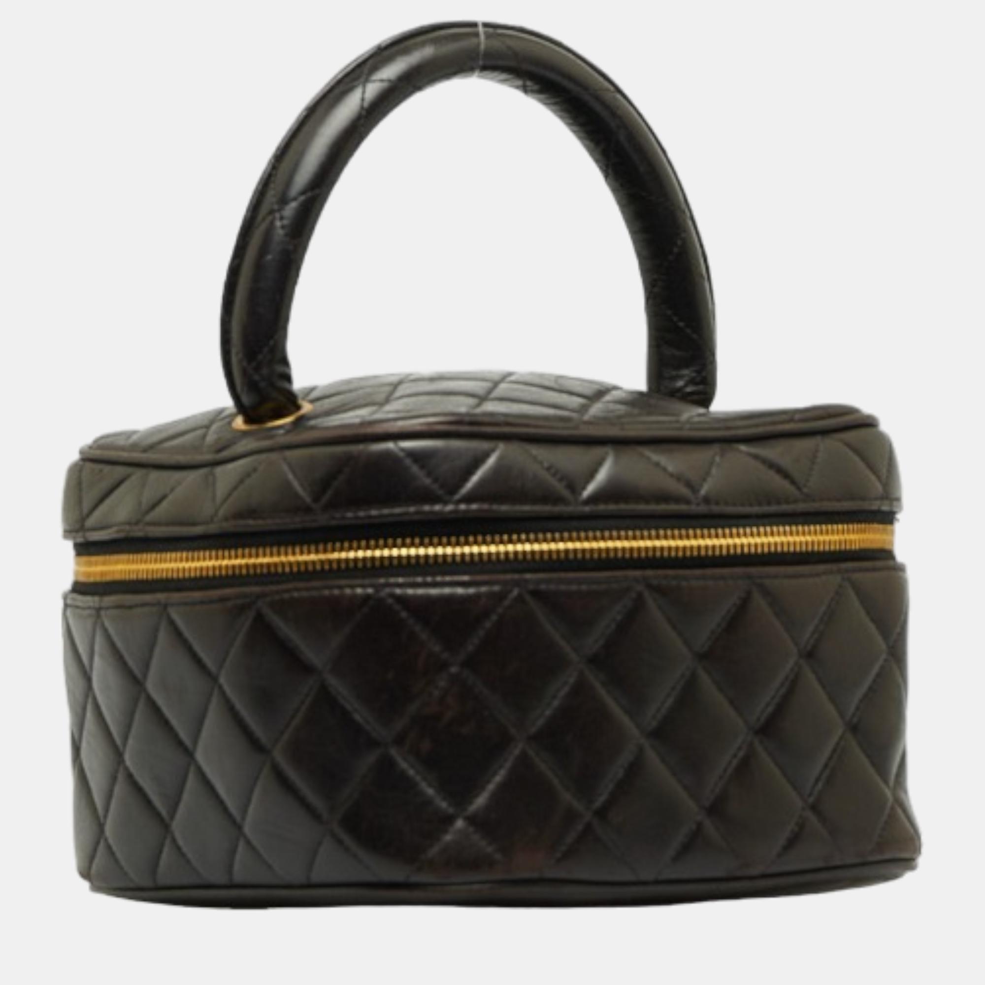 

Chanel Black Leather Top Handle Vanity Case