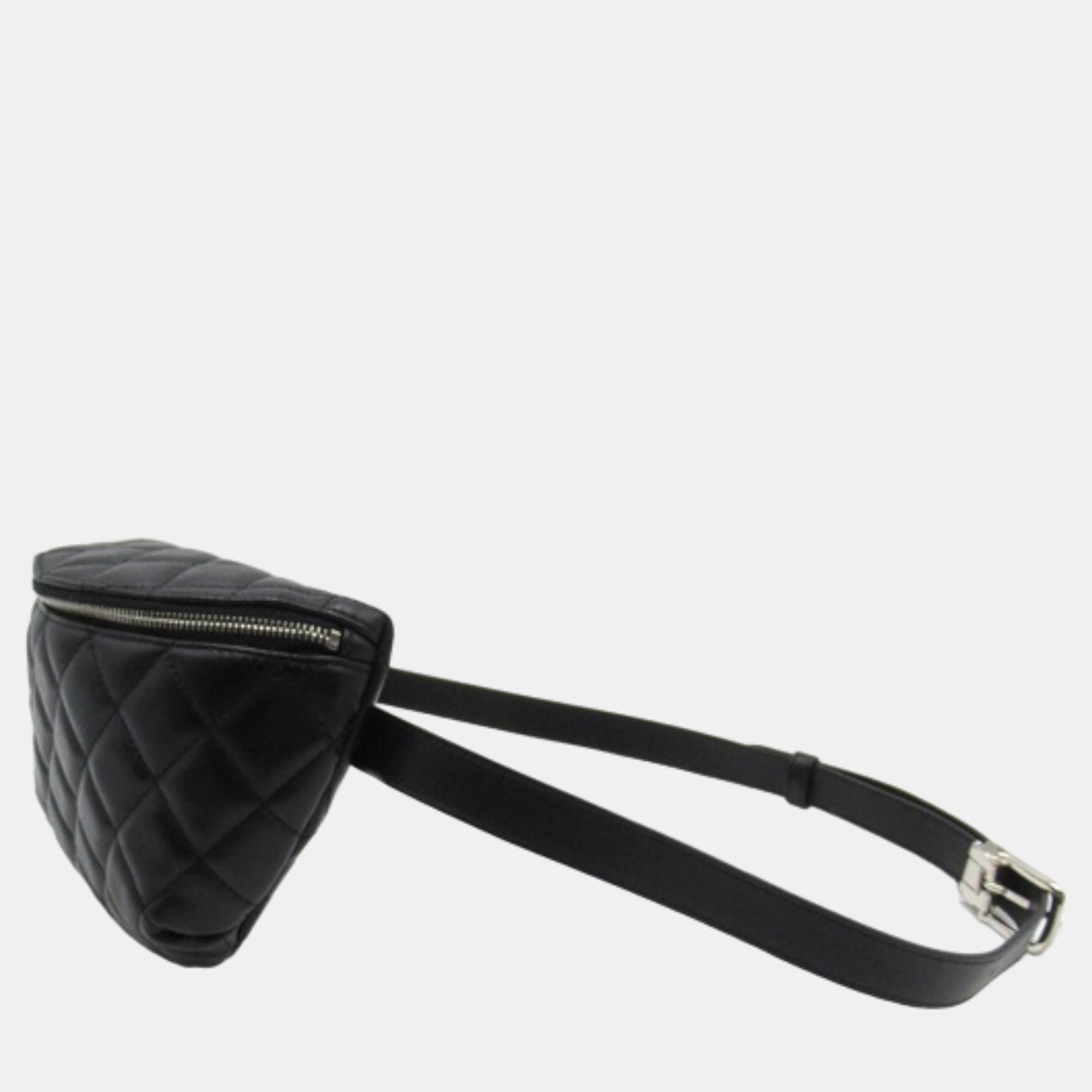 

Chanel Black Leather Quilted CC Belt Bag