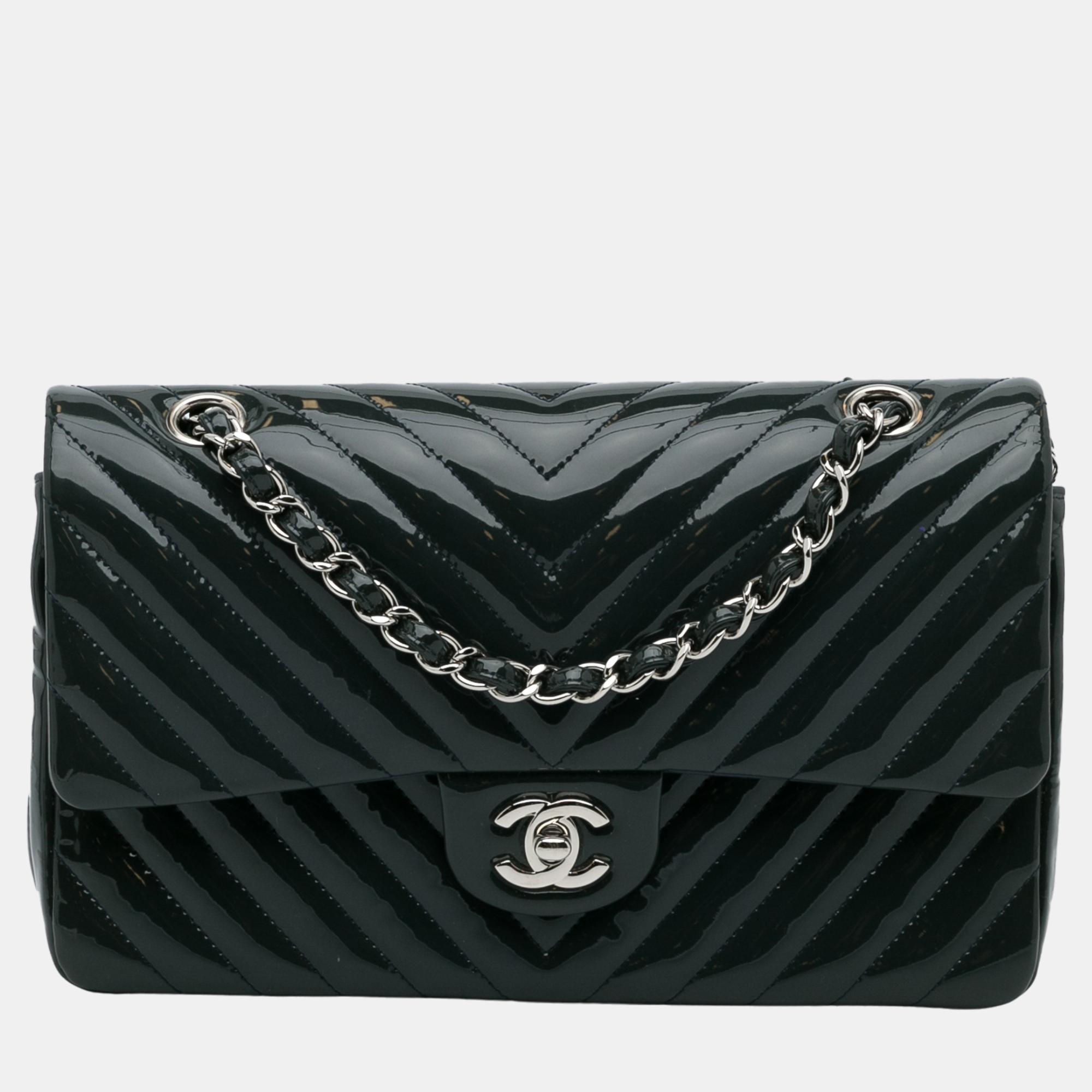 

Chanel Navy Blue Medium Chevron Patent Double Flap