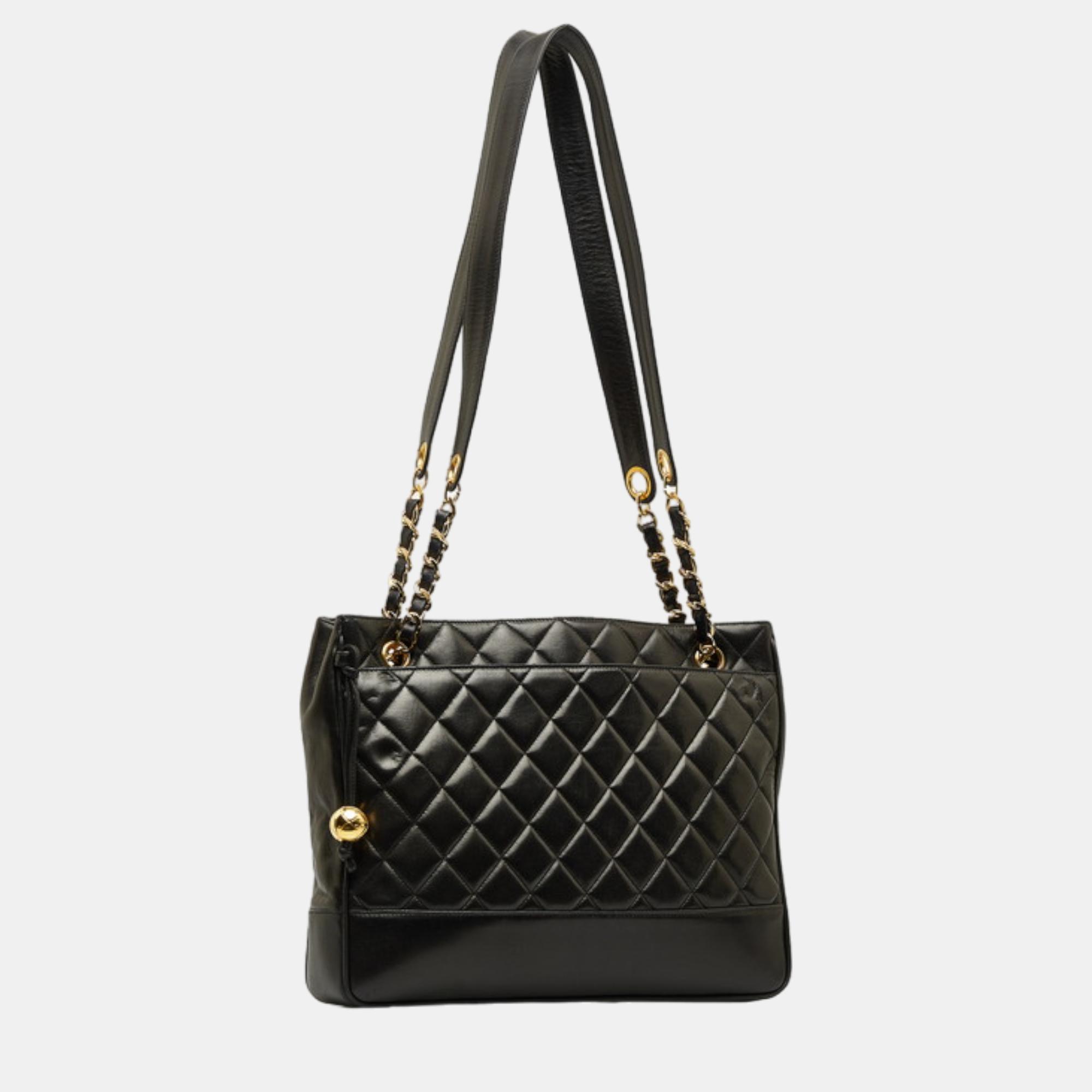 

Chanel Black Leather Quilted CC Chain Shoulder Bag