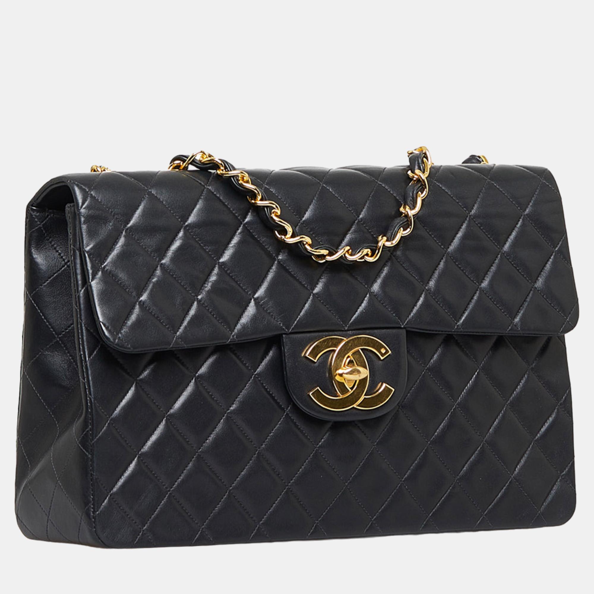 

Chanel Black Maxi Classic Lambskin Single Flap