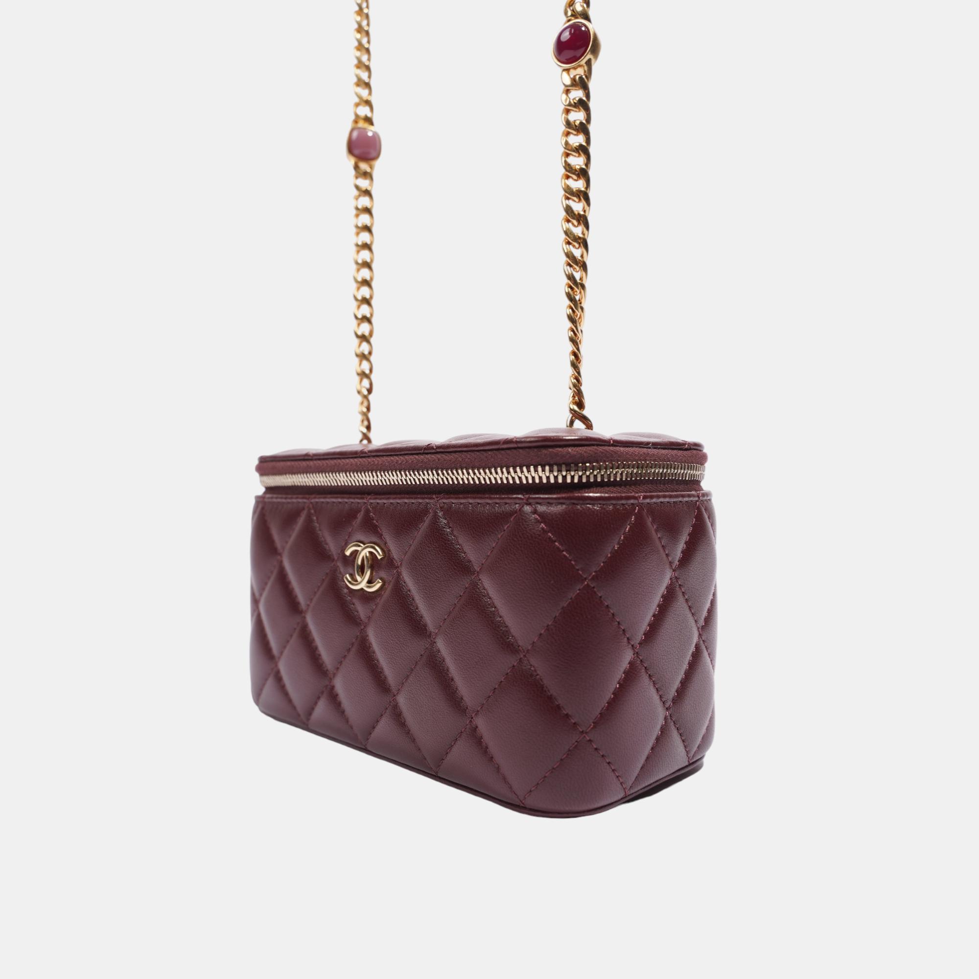 

Chanel Womens Vanity Case Burgundy