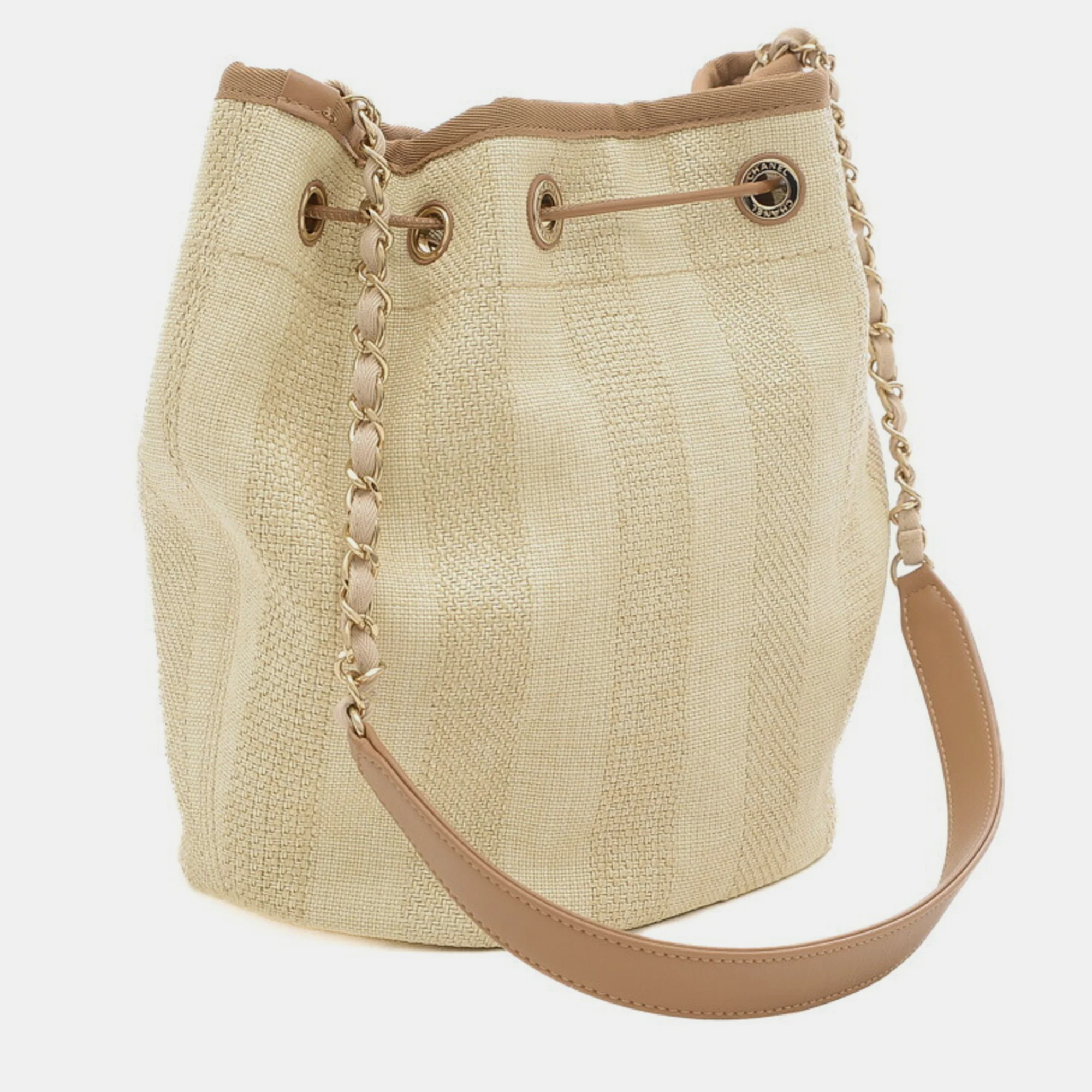 

Chanel Beige Raffia Medium Deauville Drawstring Bucket Bag