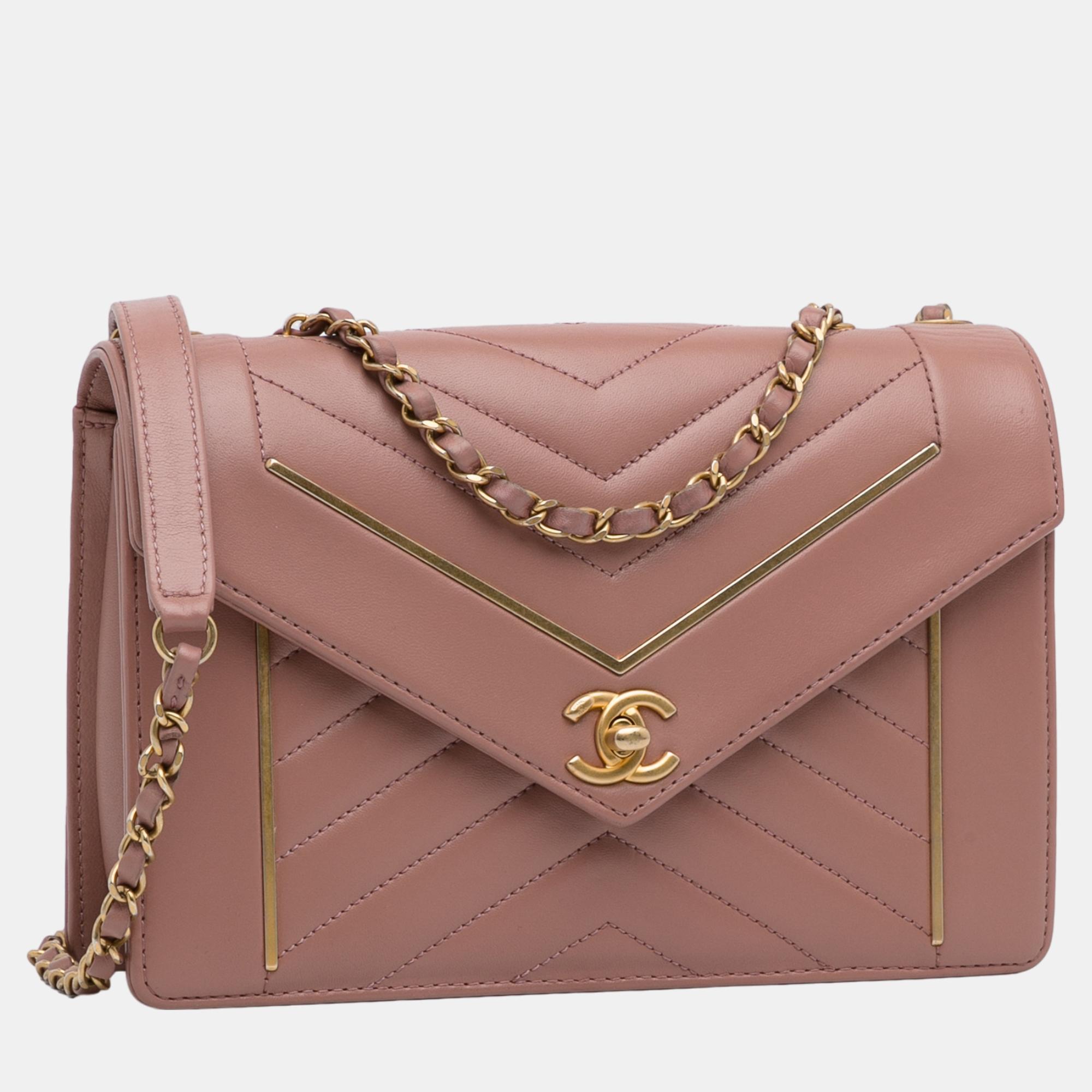 

Chanel Pink Medium Reversed Chevron Flap Bag