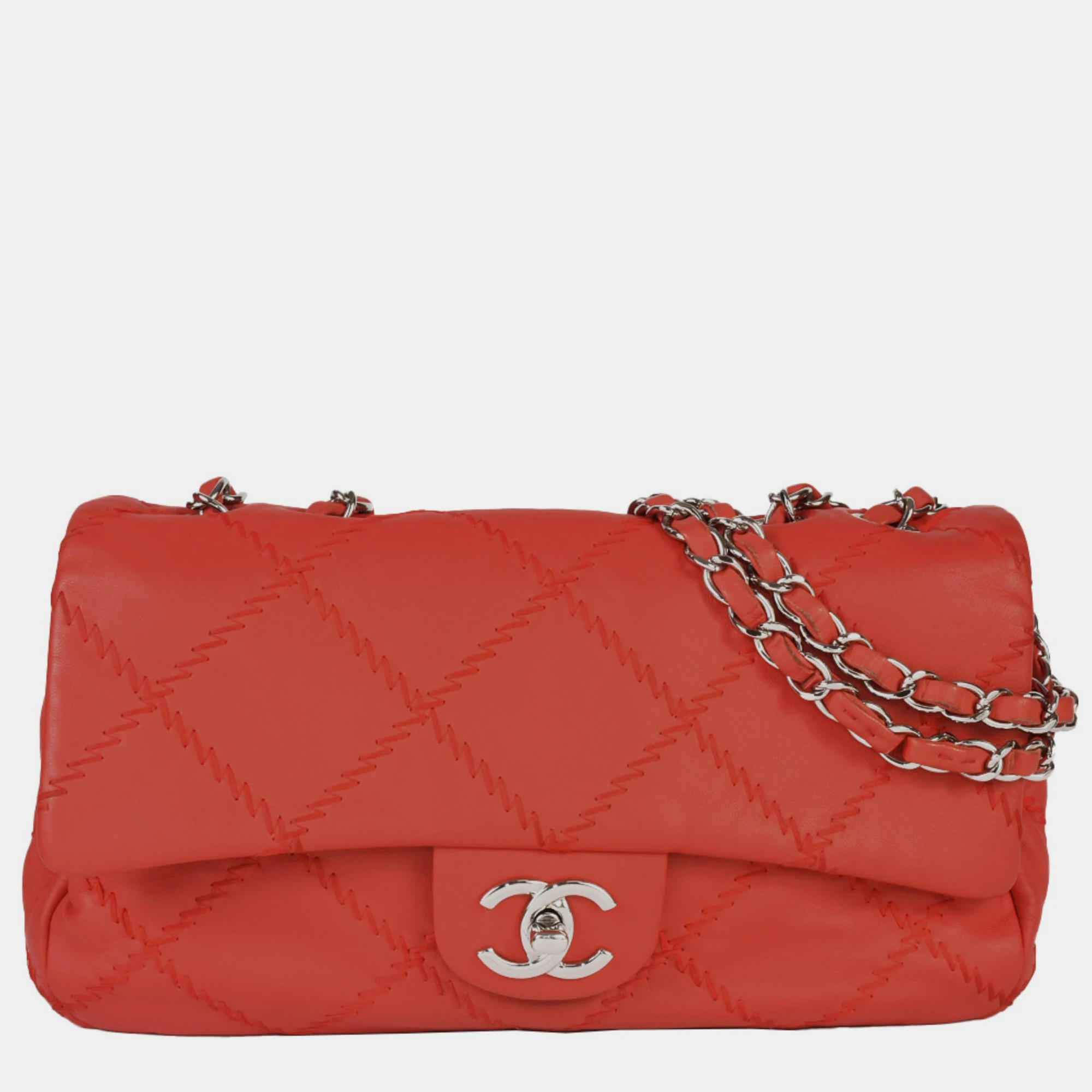 

Chanel Leather Medium Ultimate Stitch Shoulder Bags, Red