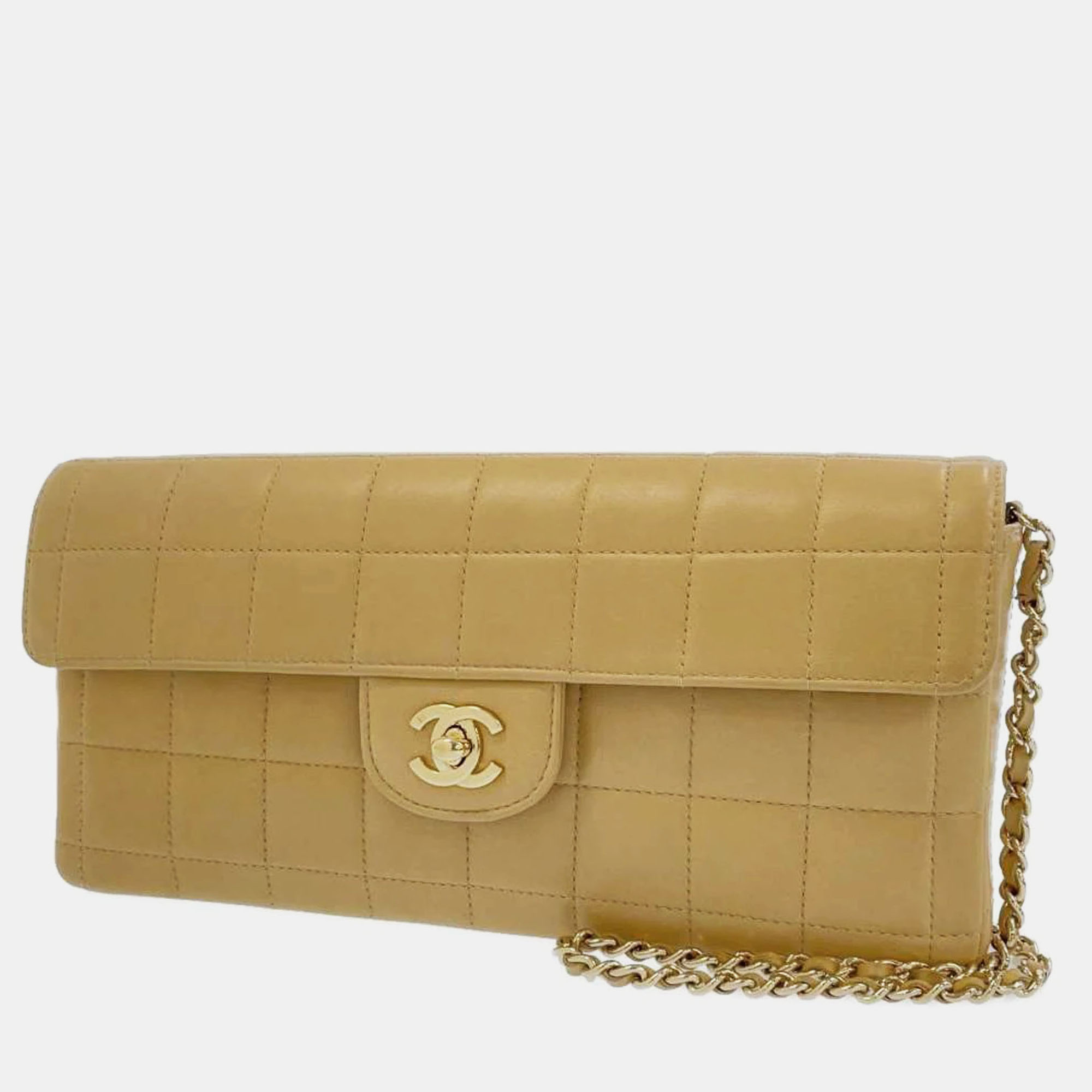 

CHANEL Beige Lambskin Chocolate Bar Chain Shoulder Bag