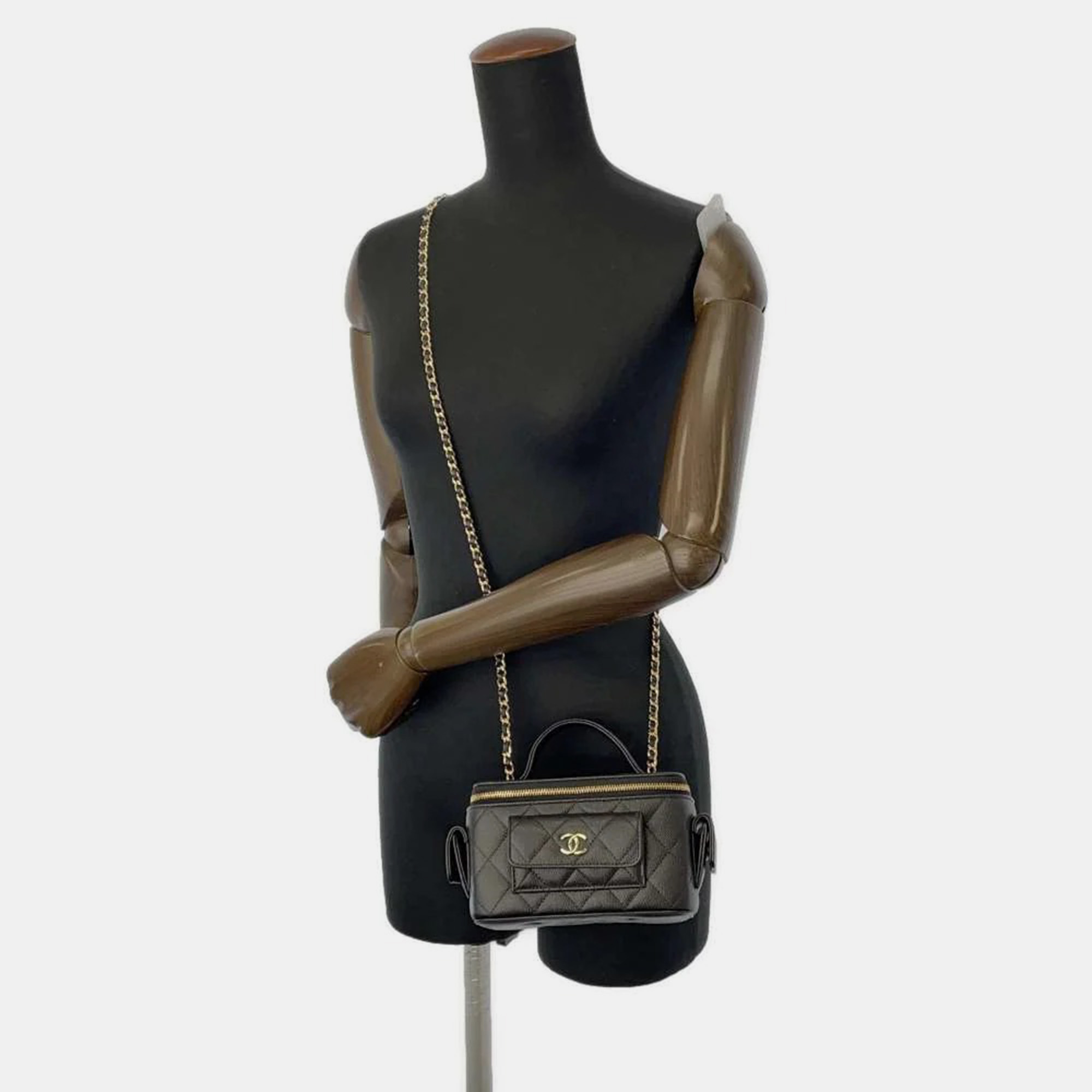 

Chanel Black Leather Polly Vanity Case Shoulder Bag