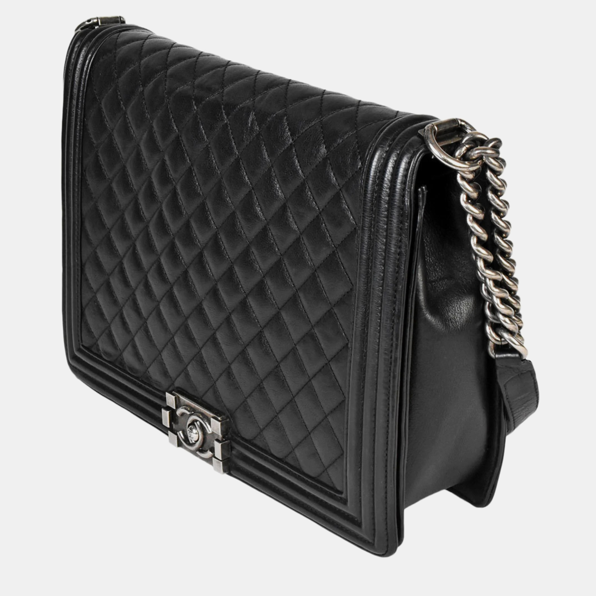 

Chanel Black Caviar Leather Large Boy Bag