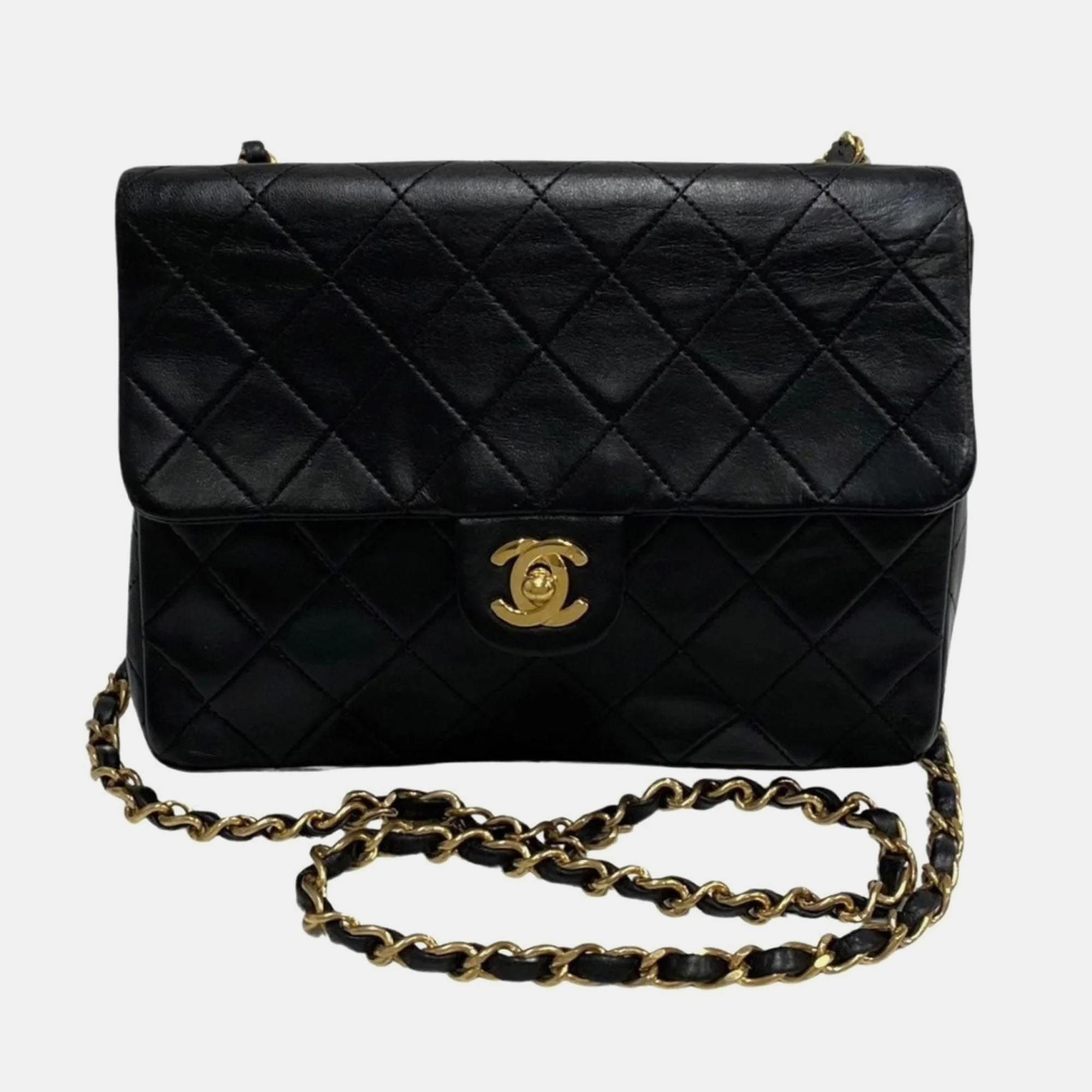 

CHANEL Black Classic Vintage Square Flap Bag
