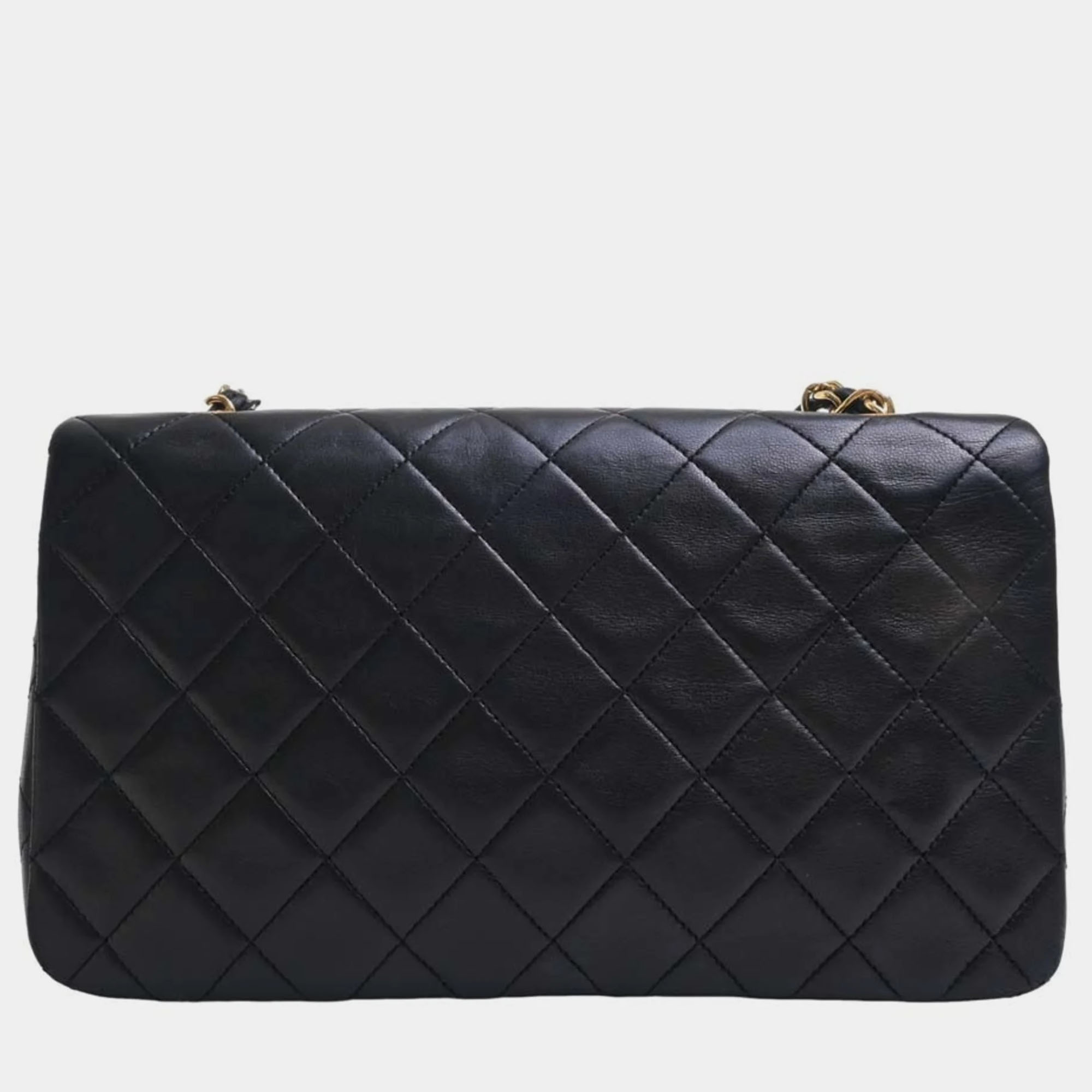 

Chanel Black Quilted Lambskin Leather Full Single Flap Shoulder BAG