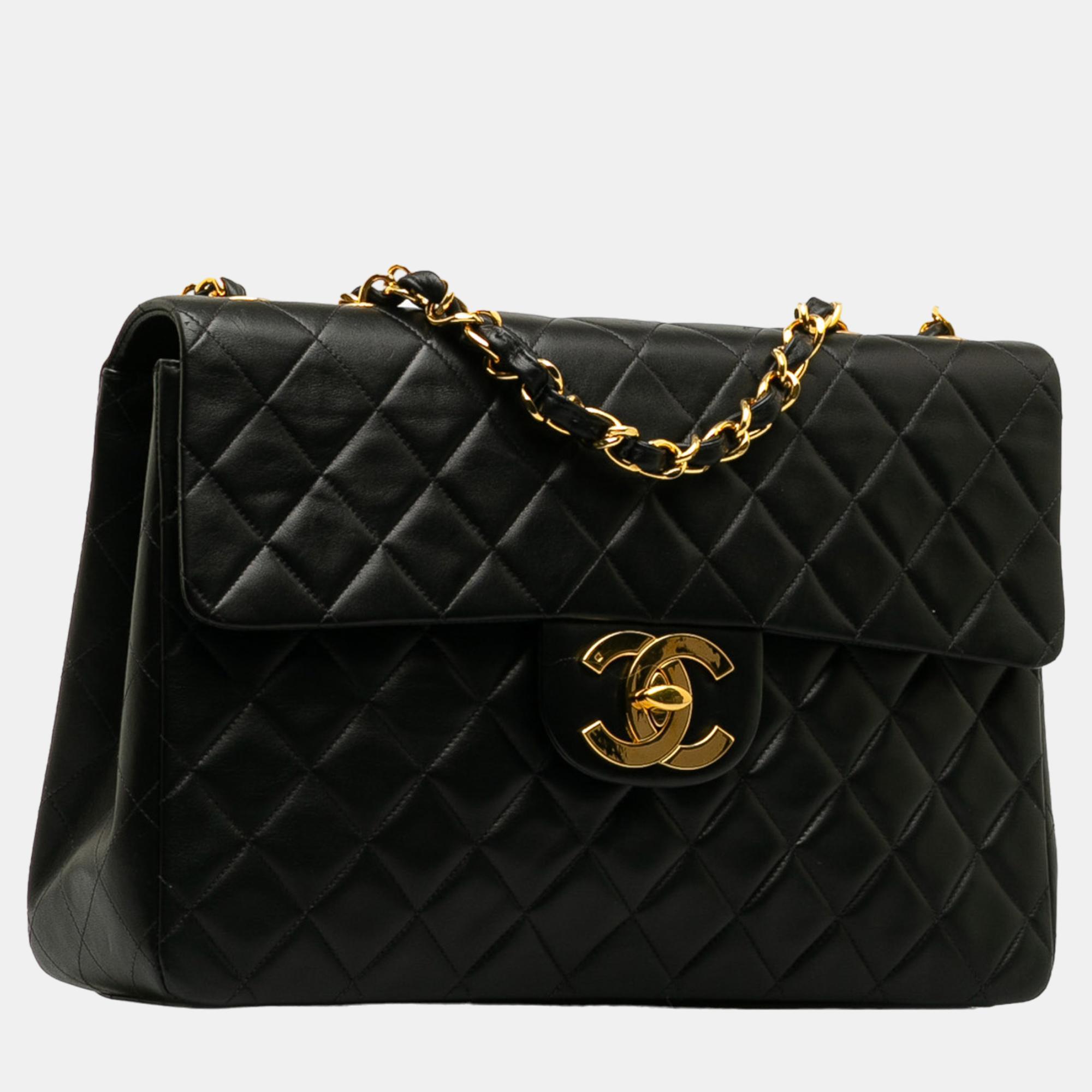 

Chanel Black Maxi Classic Lambskin Single Flap