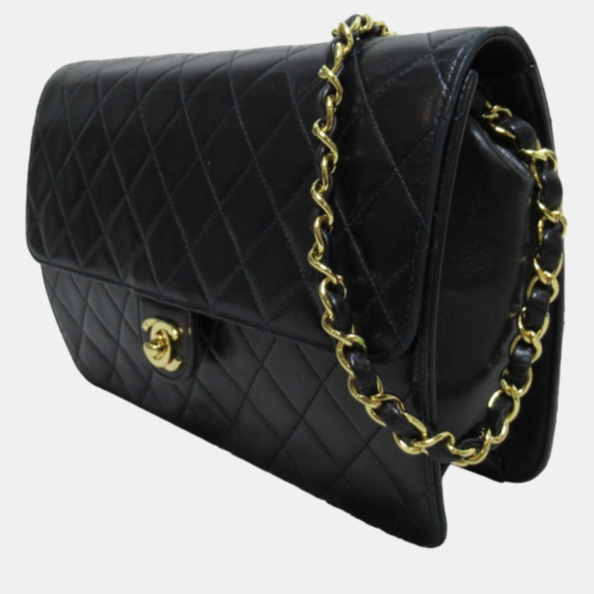 

Chanel Black Leather Medium Classic Single Flap Bag