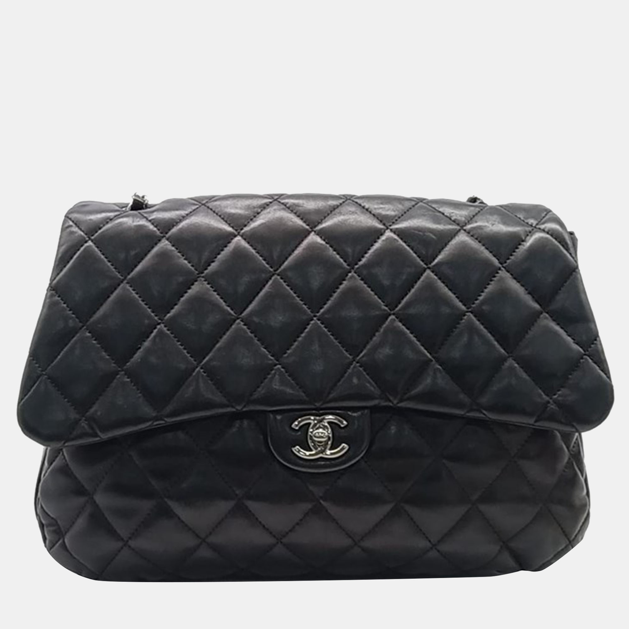 

Chanel Black Chain Shoulder Bag