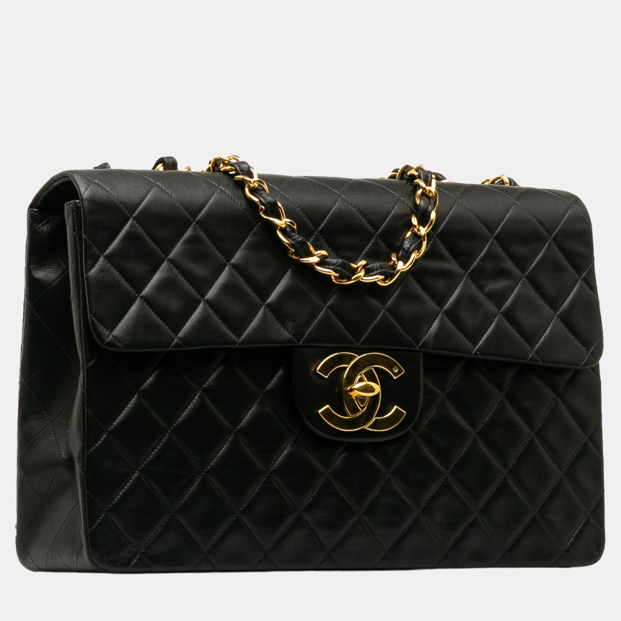 

Chanel Black Jumbo  Classic Lambskin Maxi Single Flap