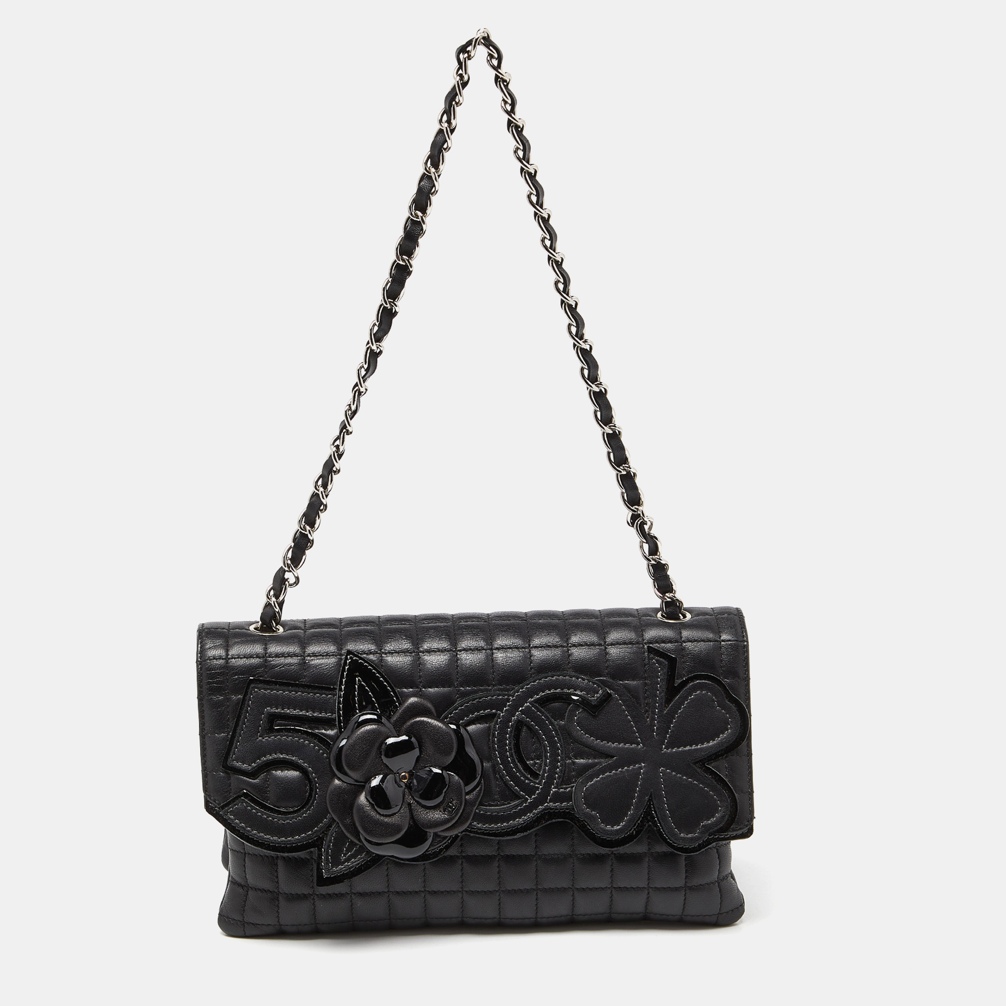 مملوكة مسبقًا Chanel Black Square Quilted Patent and Leather Camellia No.5 Flap Bag